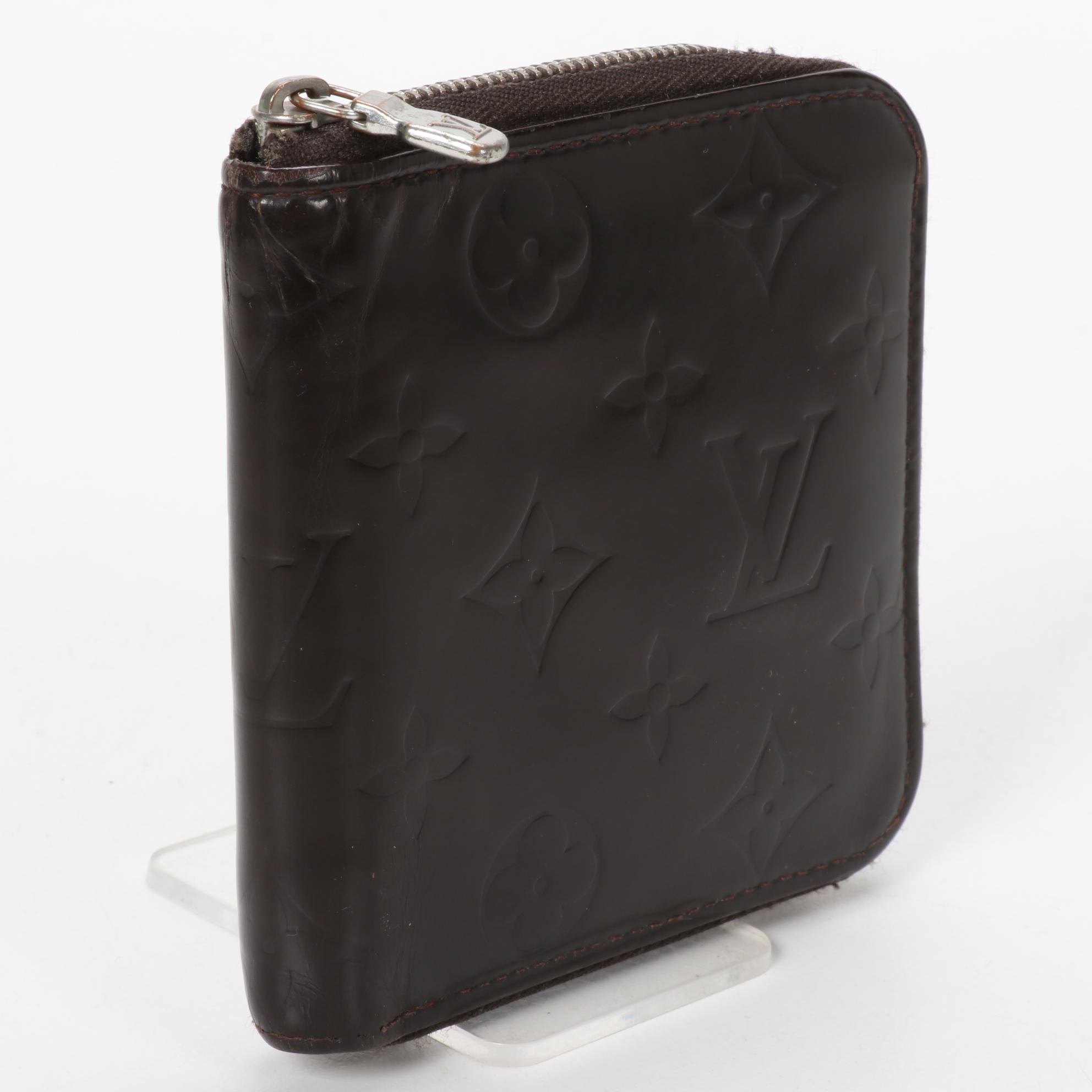 Louis Vuitton Porte-Billets Zippy in Cafe Monogram Glacé Leather