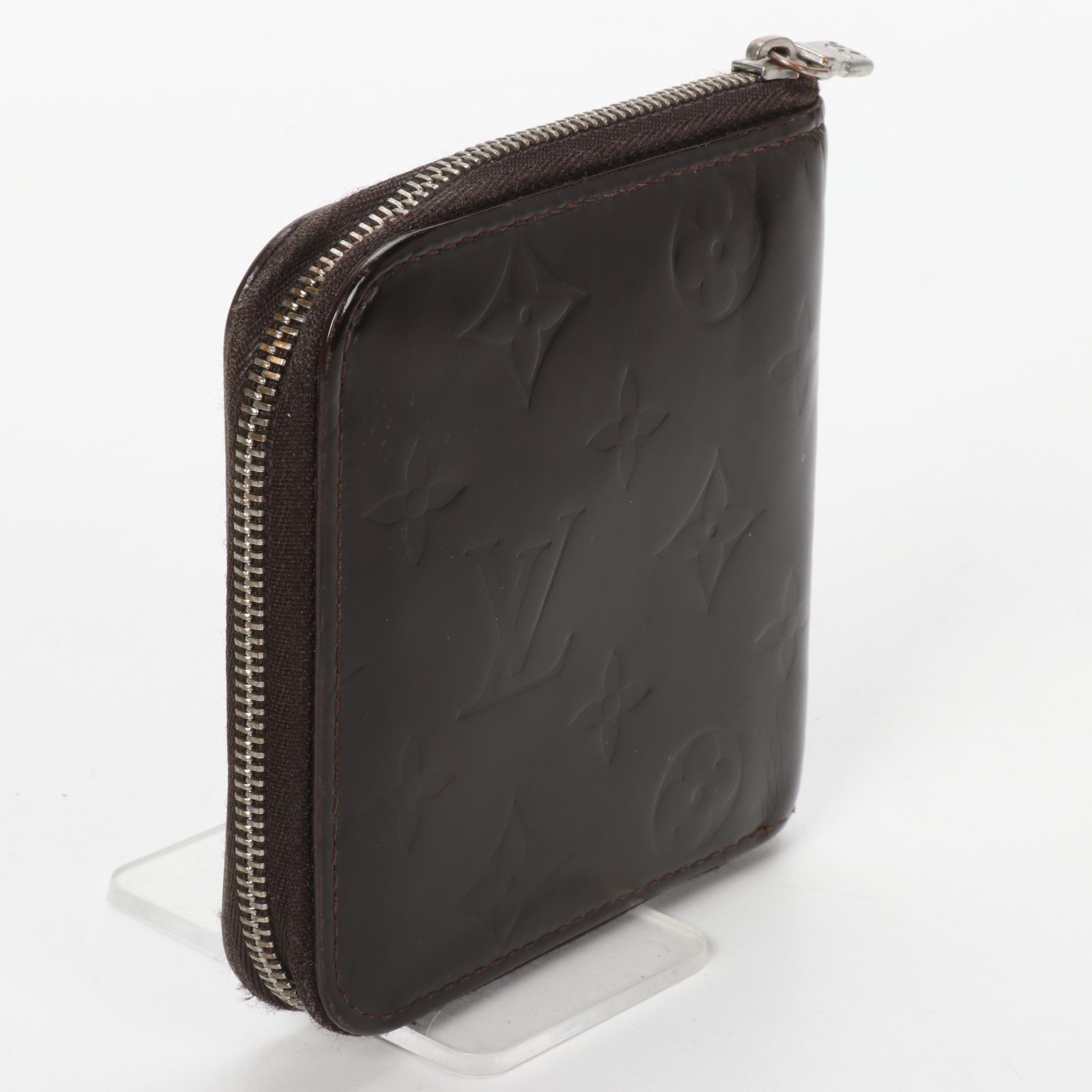 Louis Vuitton Porte-Billets Zippy in Cafe Monogram Glacé Leather