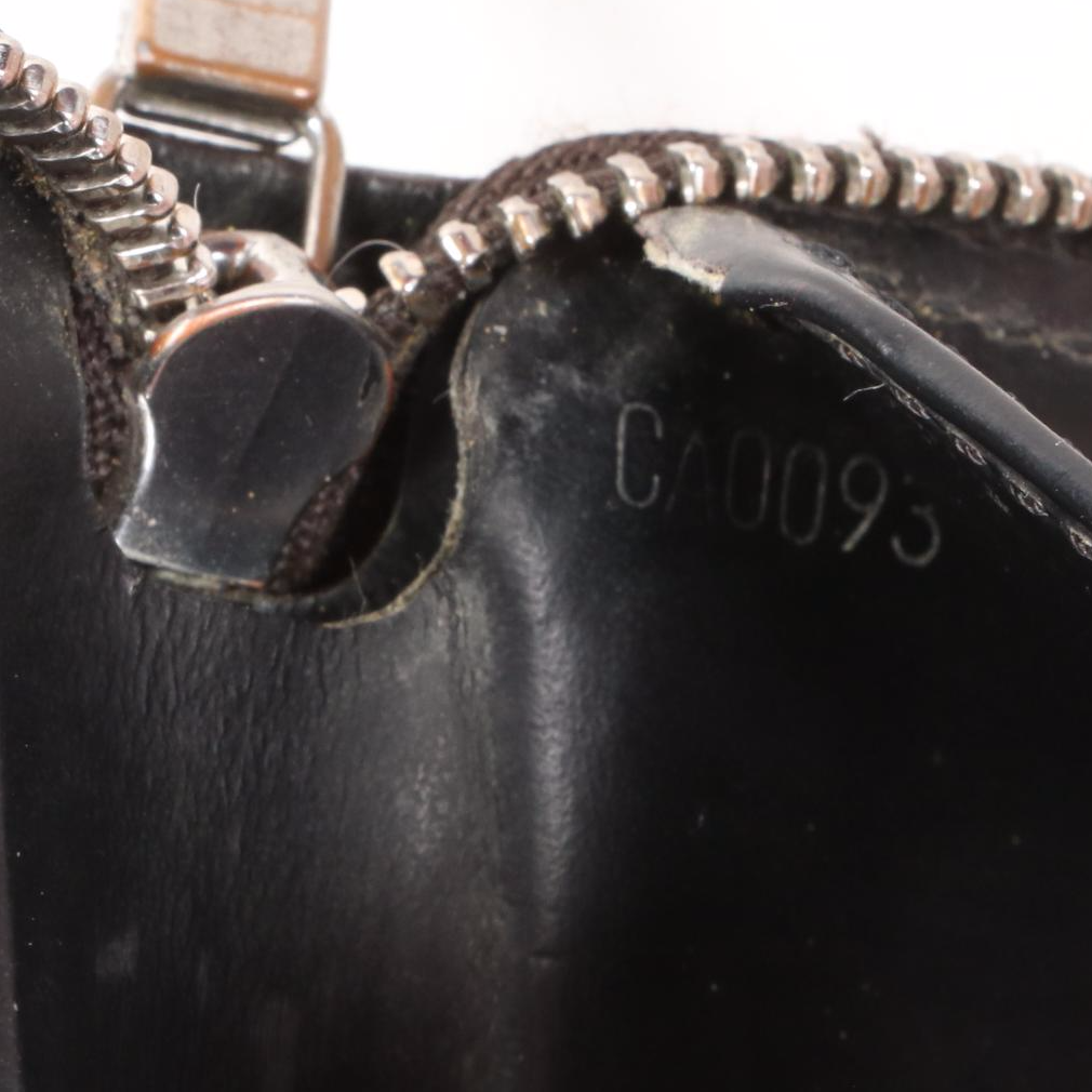 Louis Vuitton Porte-Billets Zippy in Cafe Monogram Glacé Leather