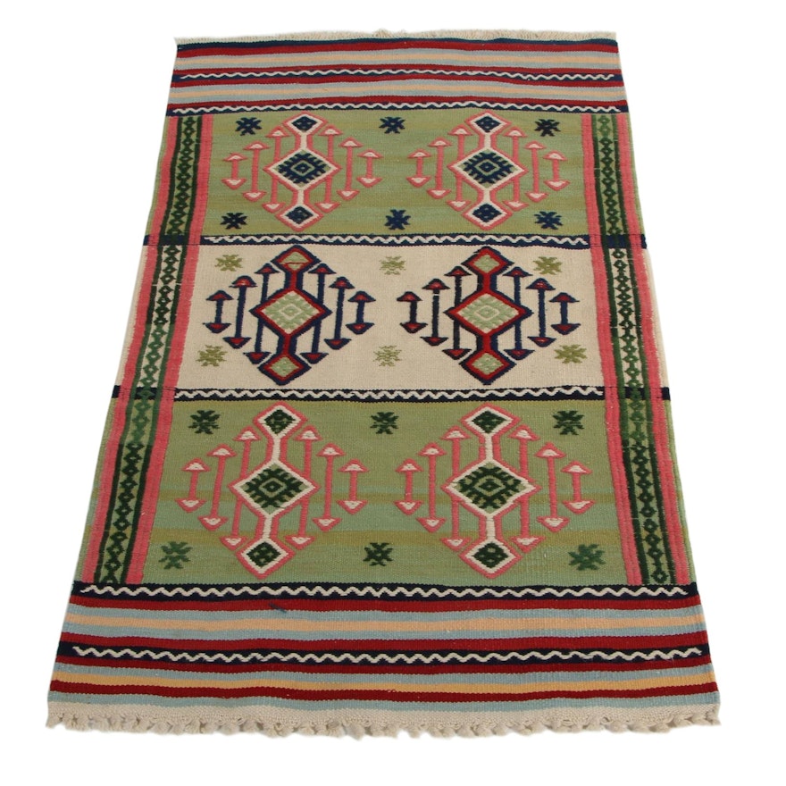 2'6 x 4'3 Handwoven Turkish Kilim Accent Rug