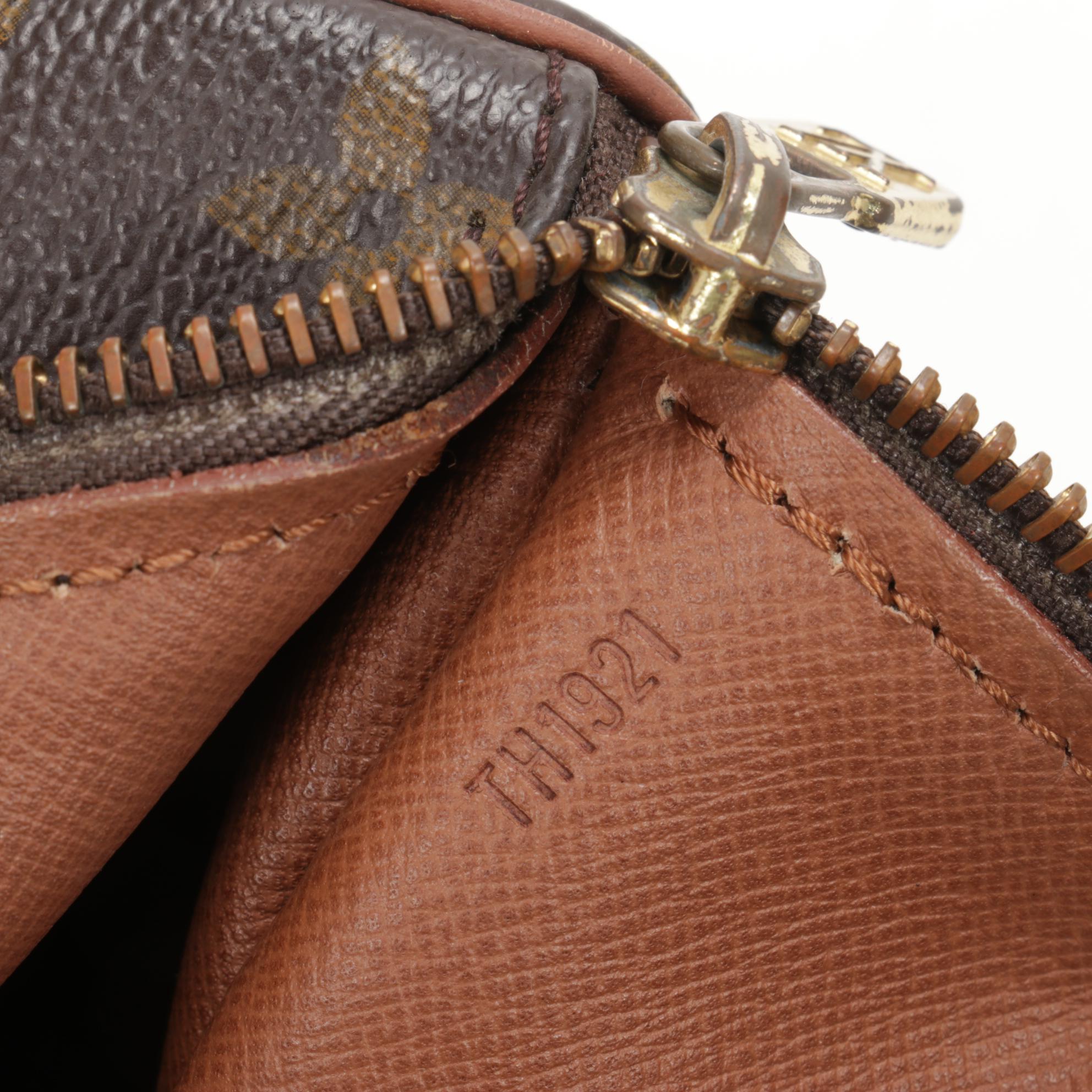 Louis Vuitton Papillon 30 Barrel Bag in Monogram Canvas and Leather