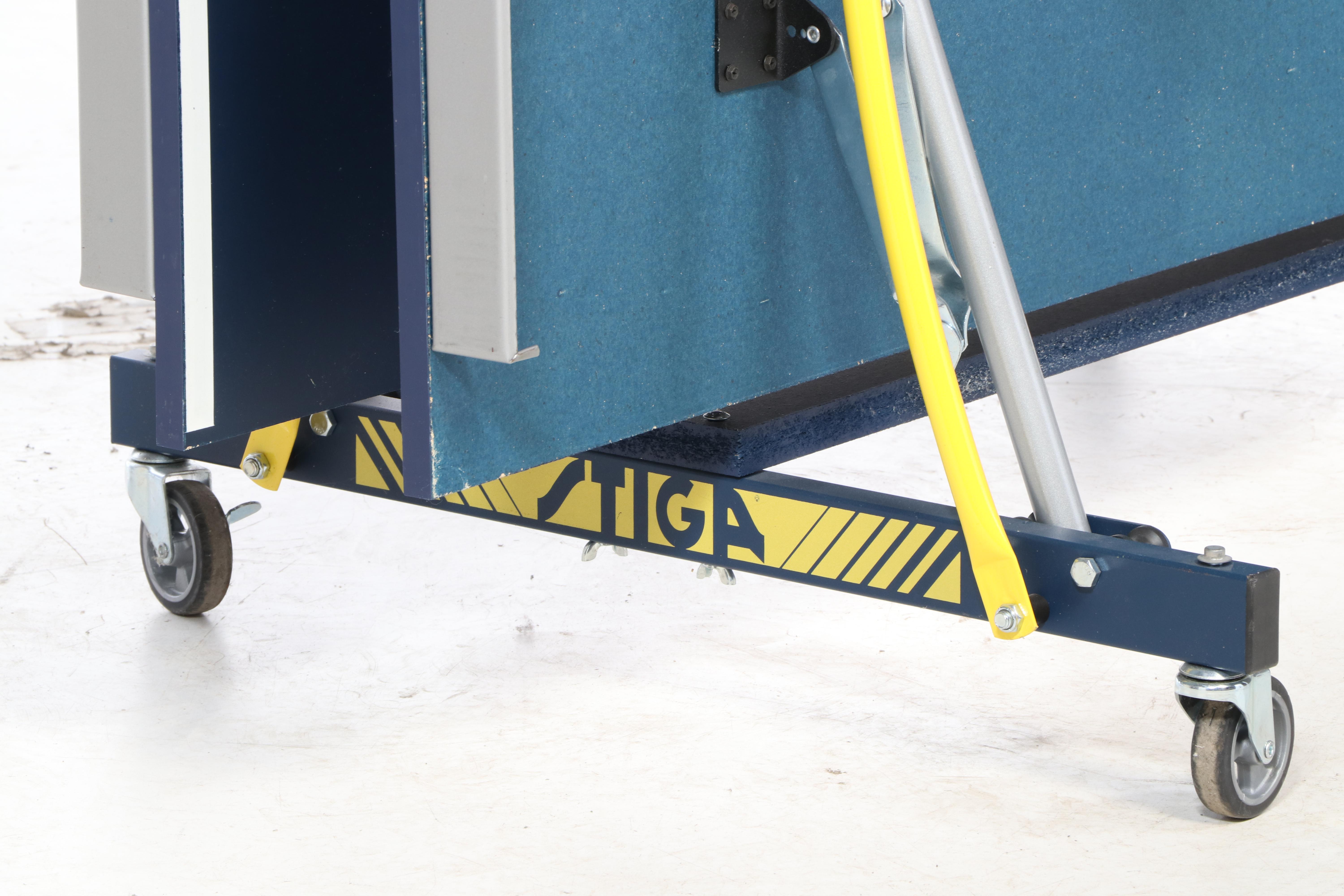 Stiga "Master Series T8730" Table Tennis Table