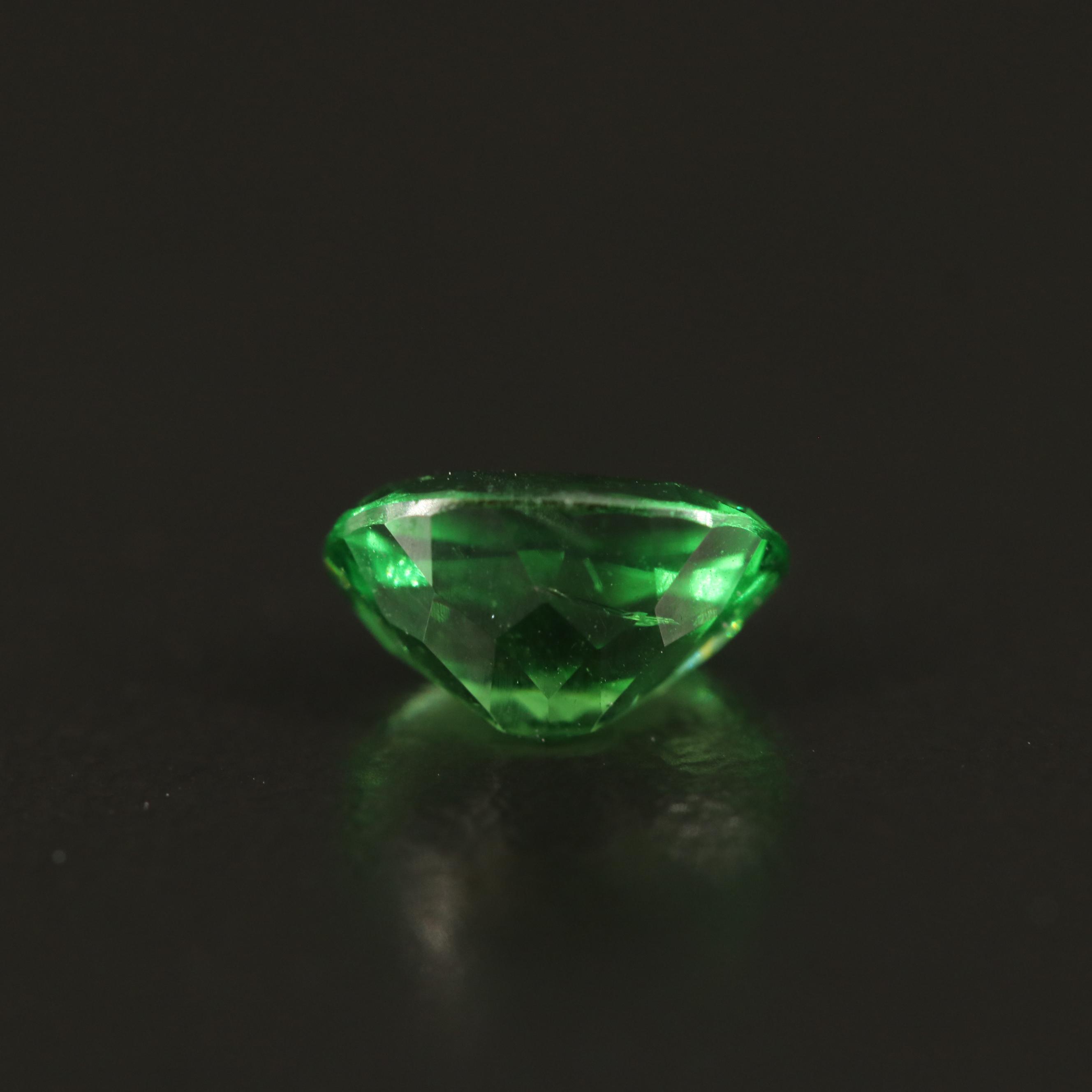 Loose 1.67 CT Oval Faceted Tsavorite