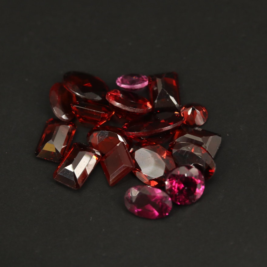 Loose 11.35 CTW Faceted Garnets