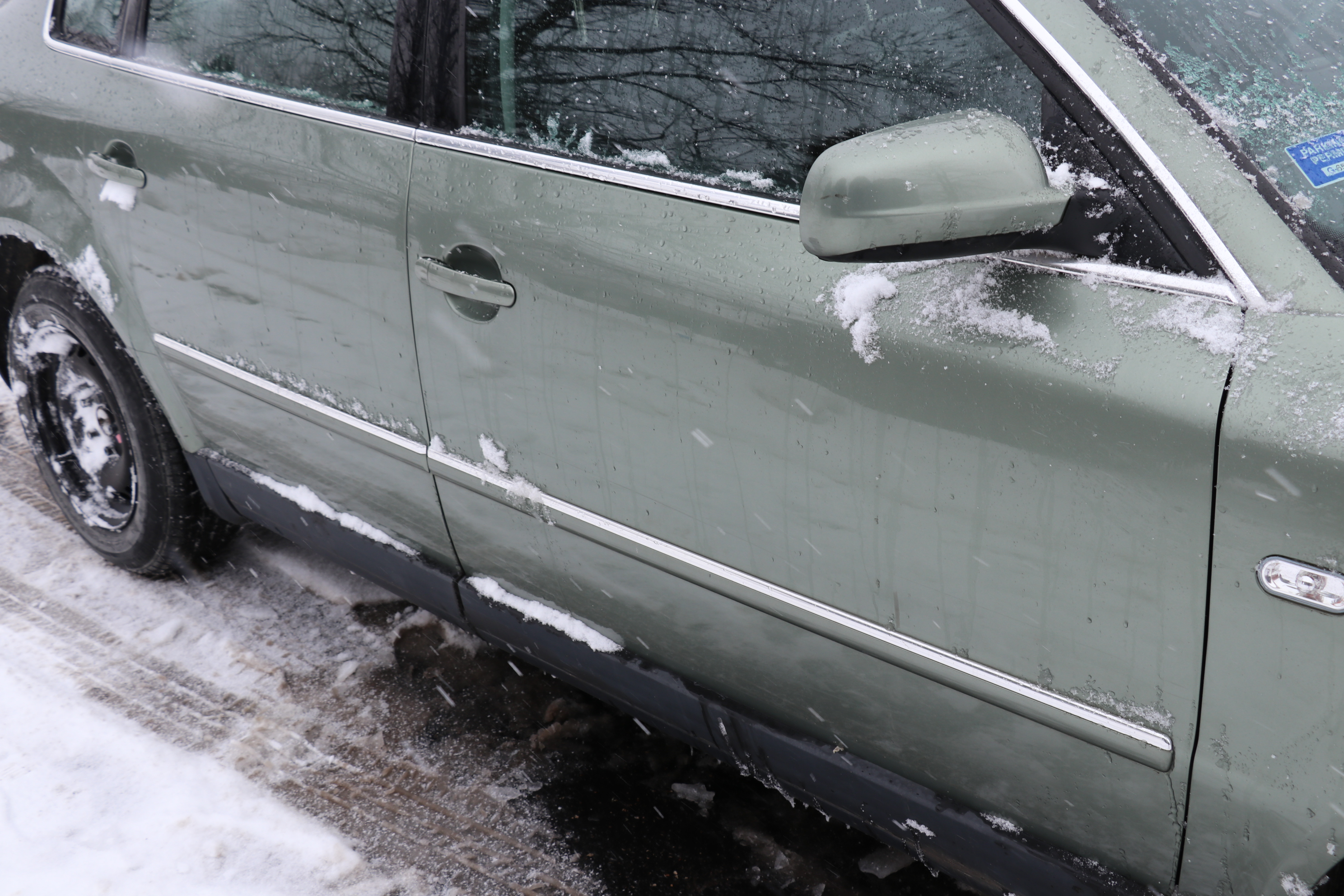 2002 "Fresco Green Metallic" Volkswagen Passat GLS 1.8L Turbo Sedan