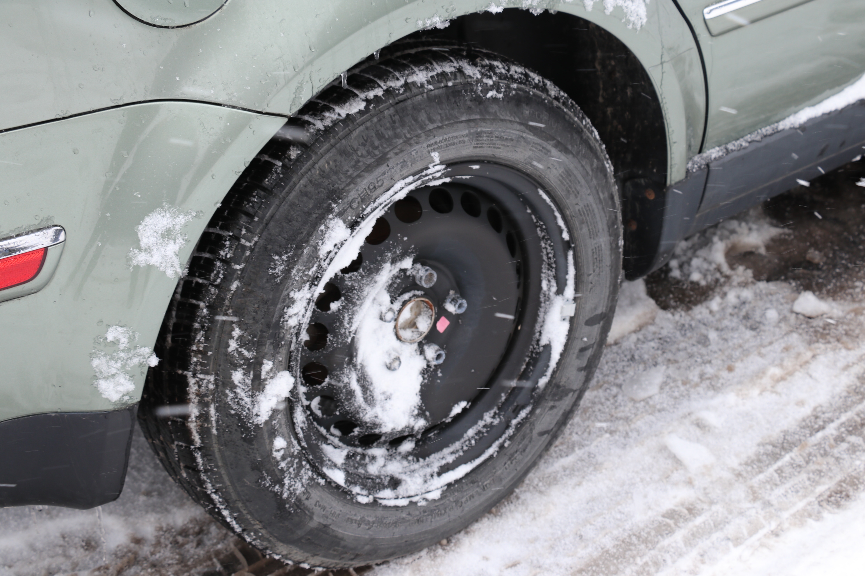 2002 "Fresco Green Metallic" Volkswagen Passat GLS 1.8L Turbo Sedan