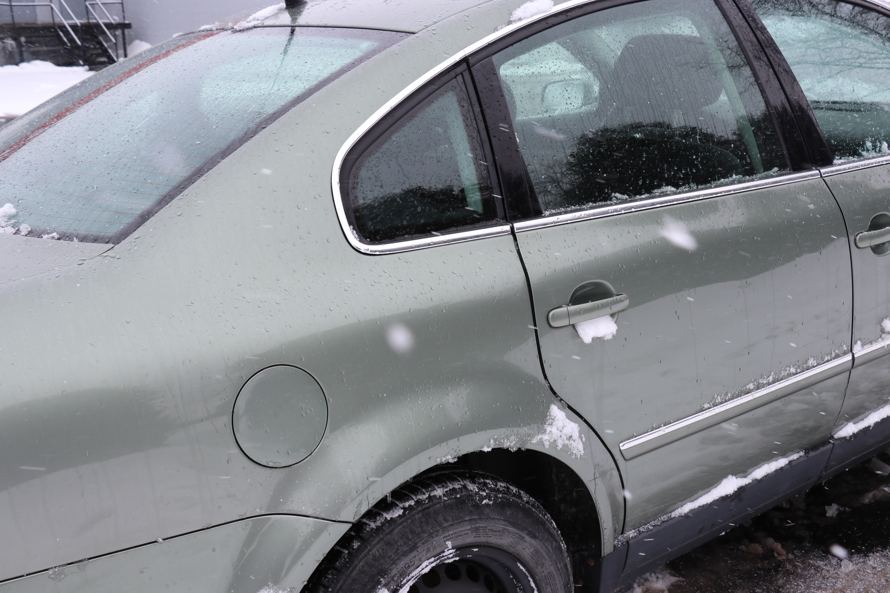 2002 "Fresco Green Metallic" Volkswagen Passat GLS 1.8L Turbo Sedan