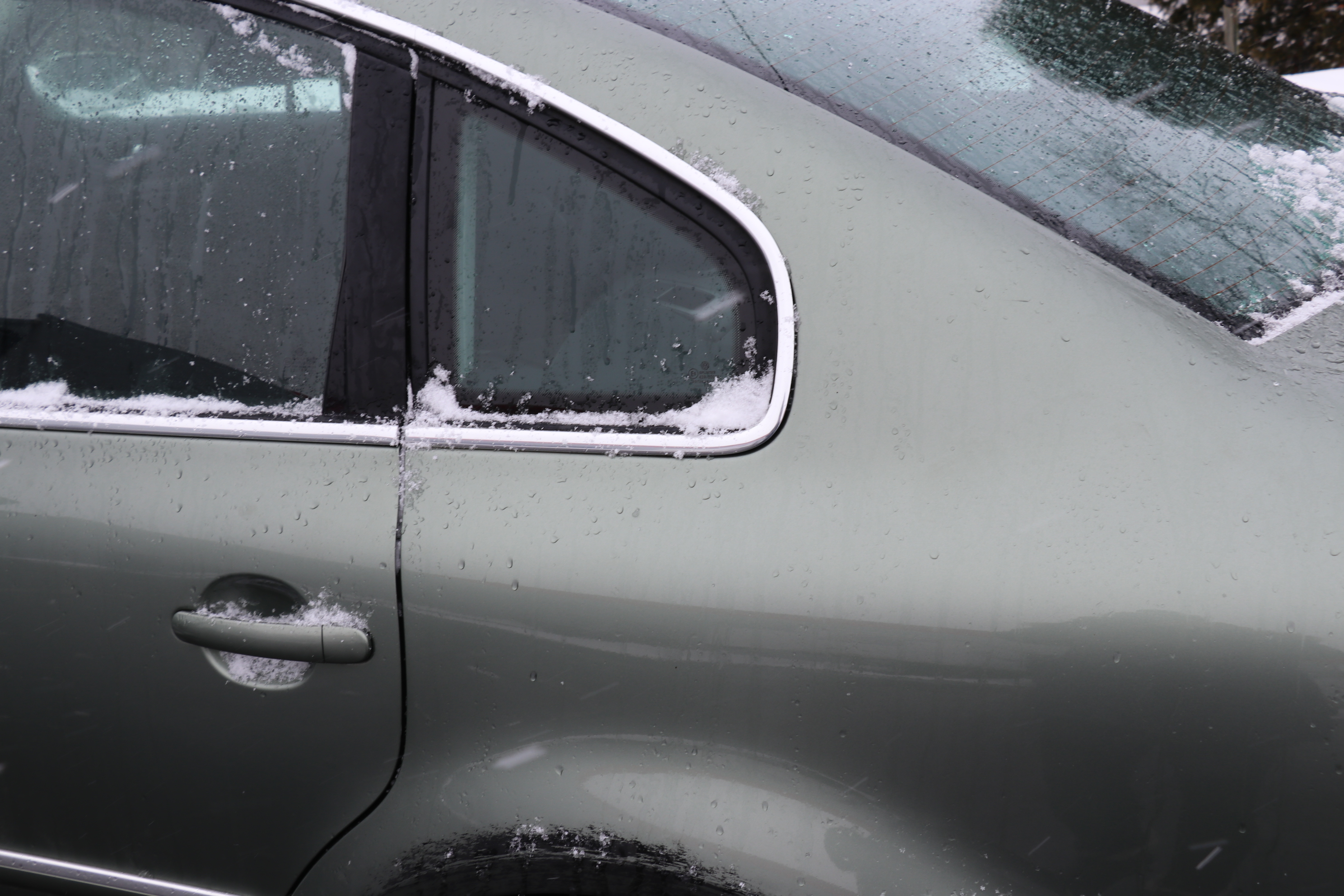 2002 "Fresco Green Metallic" Volkswagen Passat GLS 1.8L Turbo Sedan