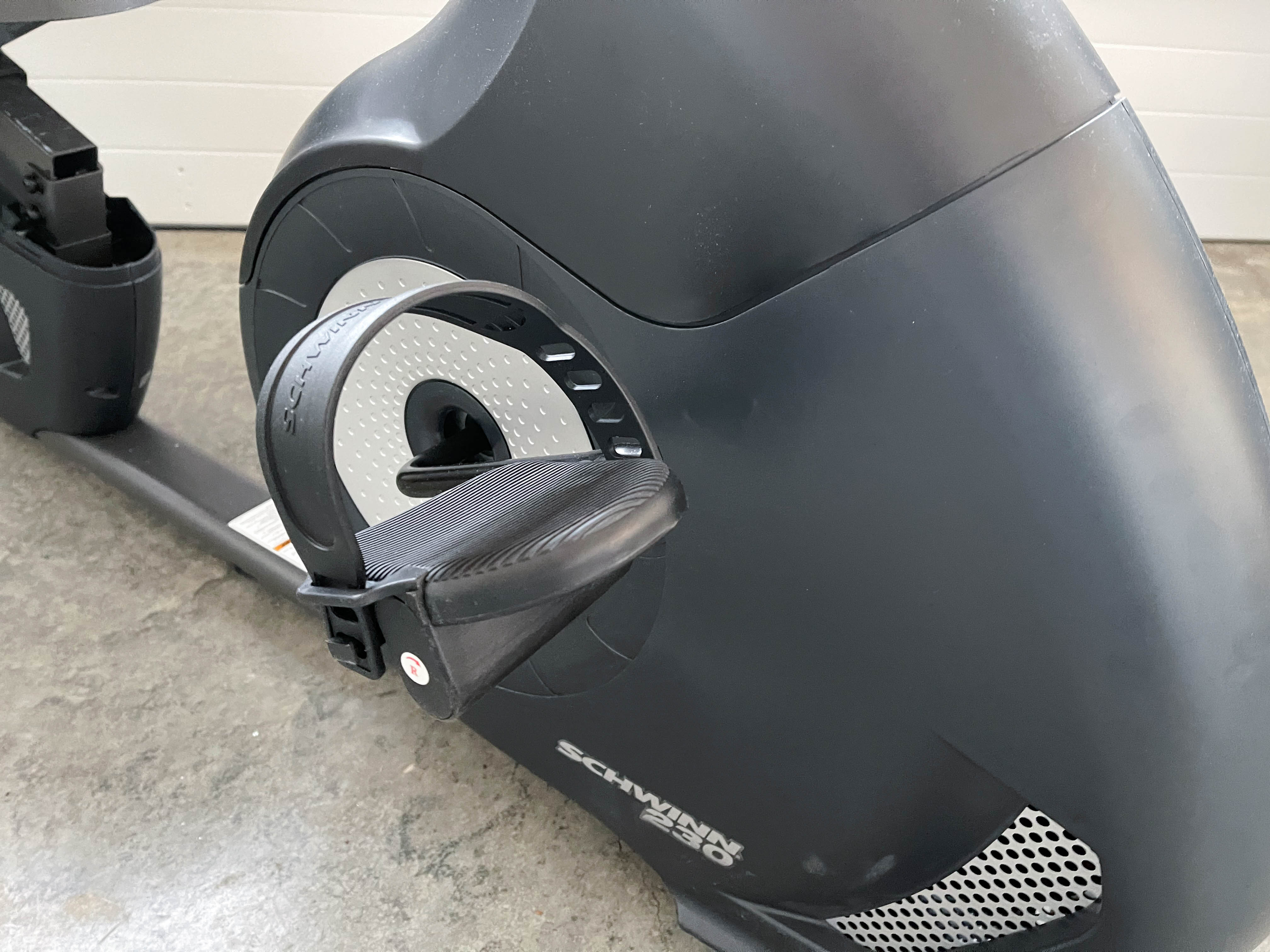 Schwinn 230 / Journey 2.0 Recumbent Bike