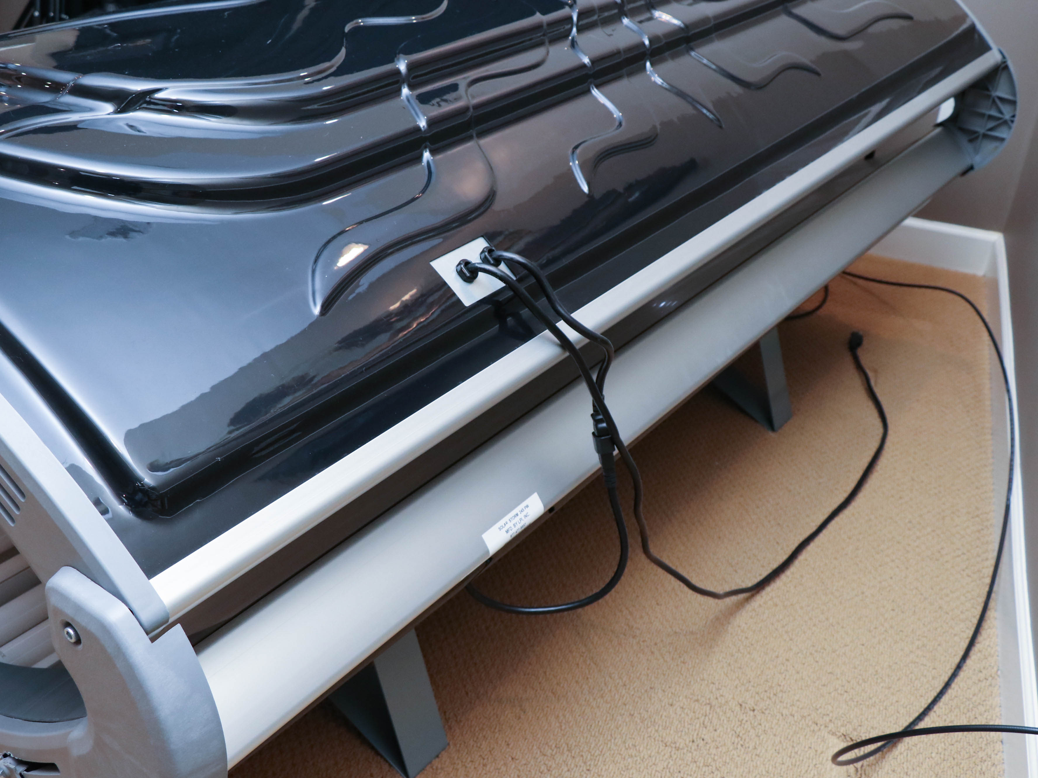 Wolff System Solar Storm 245 Tanning Bed