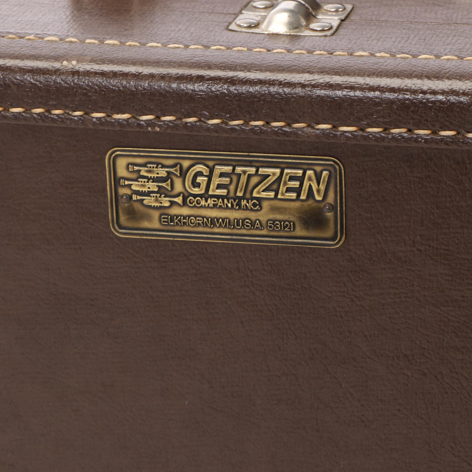 Getzen 300 Series Bb Trumpet with Case and Mutes