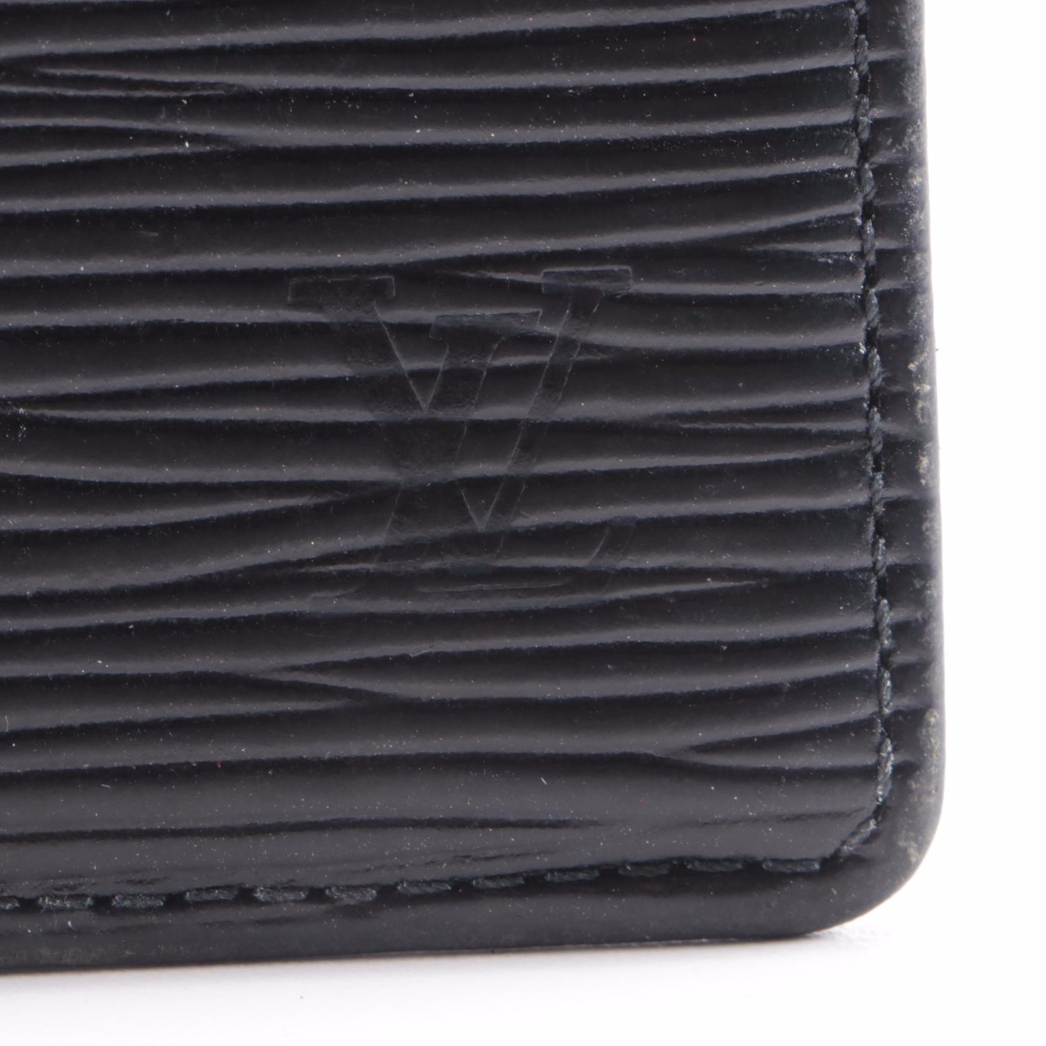 Louis Vuitton Porte-Monnaie Billets Cartes Crédit Wallet in Black Epi Leather