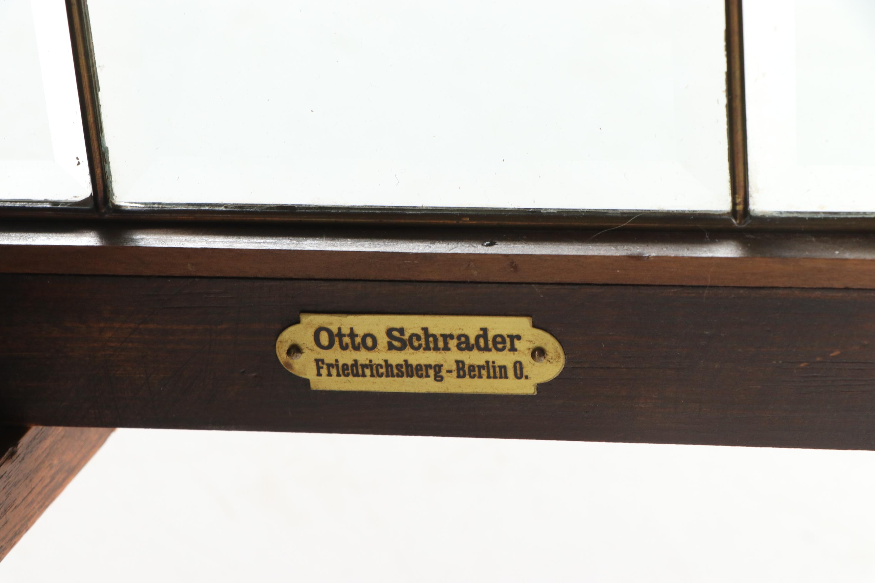 German Brass-Mounted Walnut Regulator Wall Clock, Early 20th Century