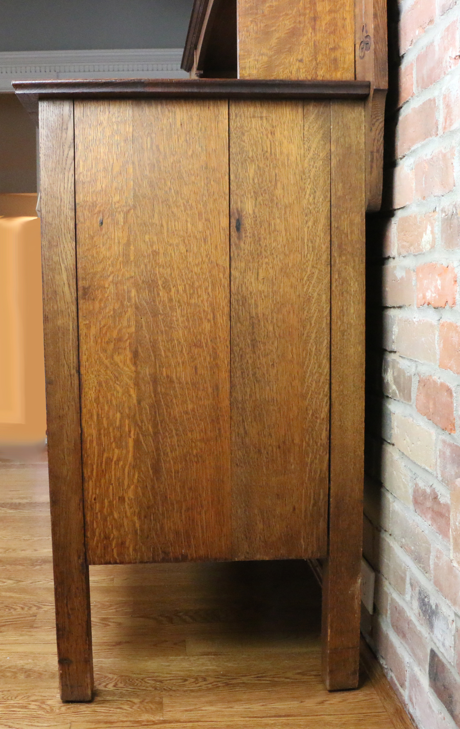 Arts and Crafts Oak Mirror Back Sideboard, circa 1910