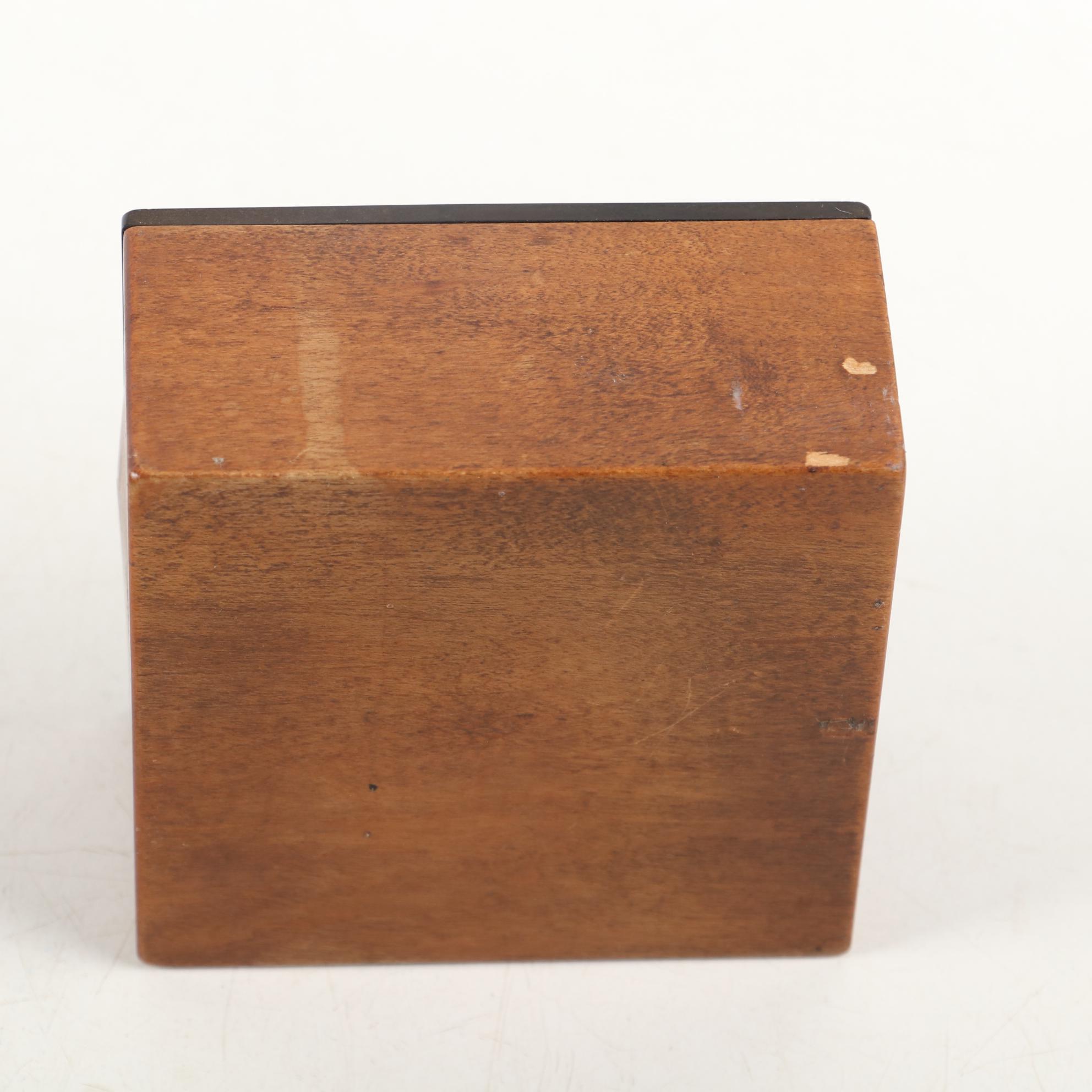 Greenwich Mean Time 8-Day Civil Date Indicator Aircraft Clock, Mid-20th C.