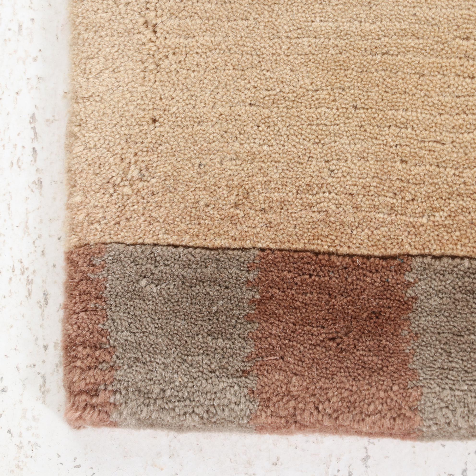 1'7 x 2' Hand-Knotted Tibetan Modern Style Accent Rug