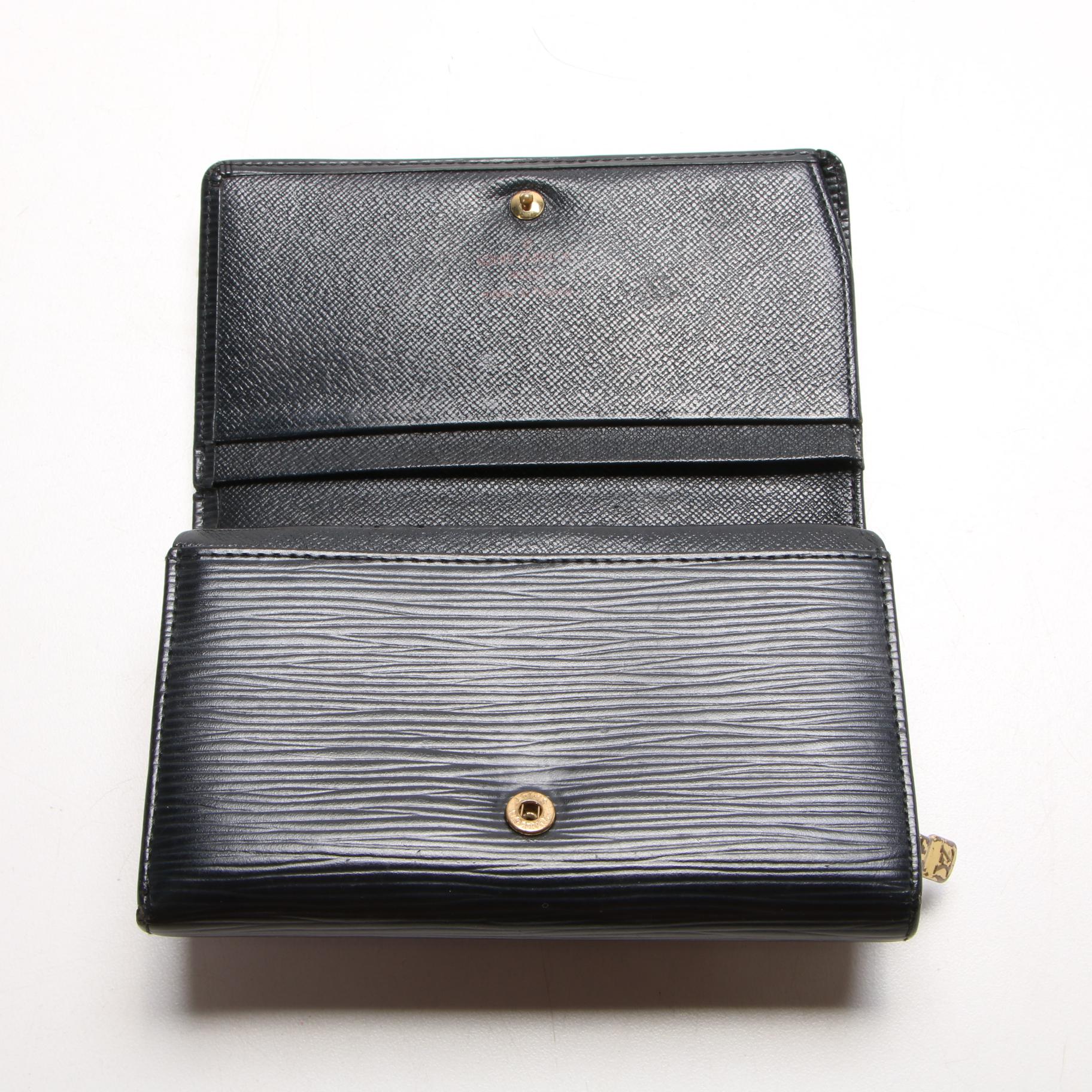 Louis Vuitton Porte-Monnaie Billets Tresor in Black Epi Leather