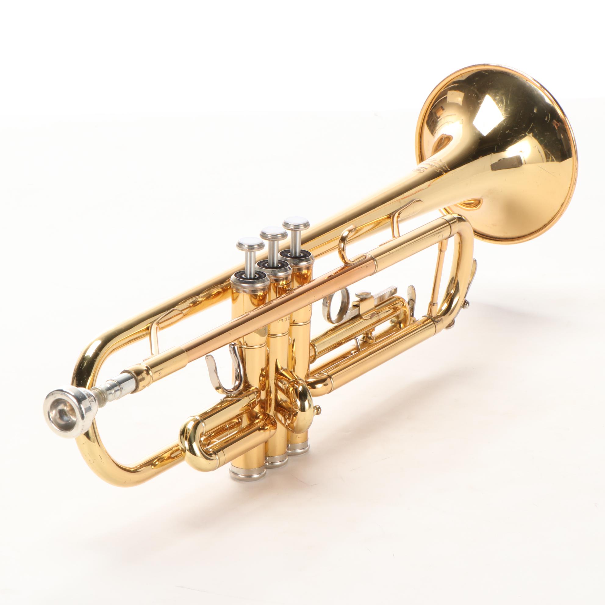 Yamaha YTR200AD Bb Trumpet with Molded Plastic Case