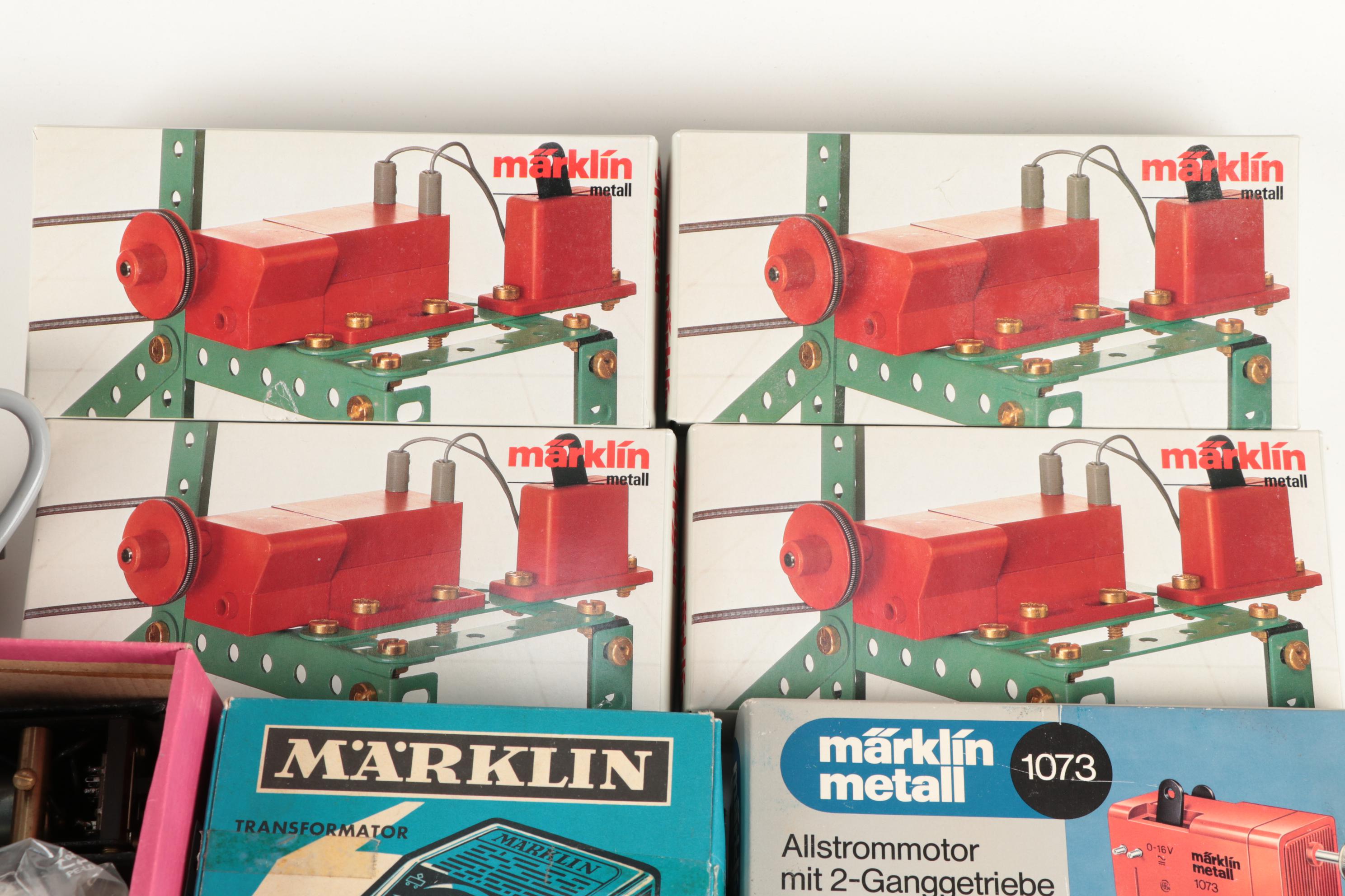 Märklin 1018 Locomotive Engines and Other Model Parts