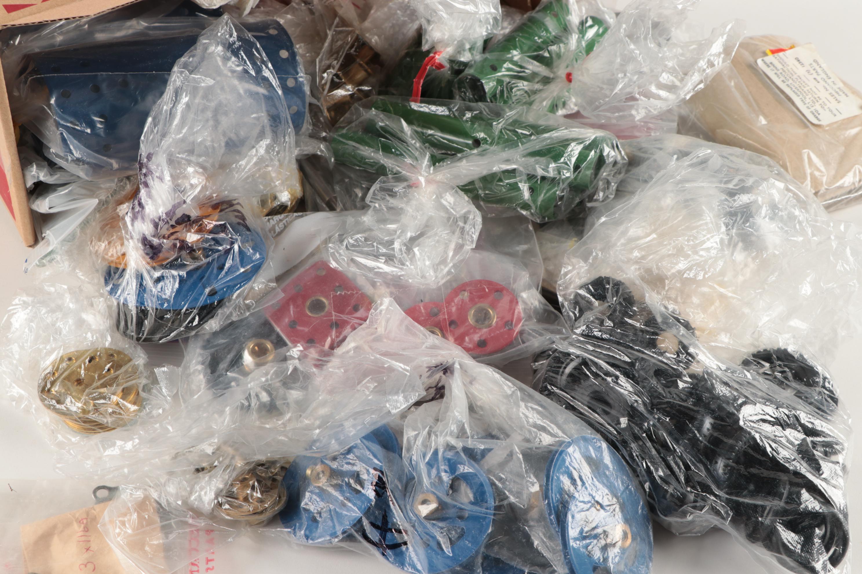 Märklin 1018 Locomotive Engines and Other Model Parts