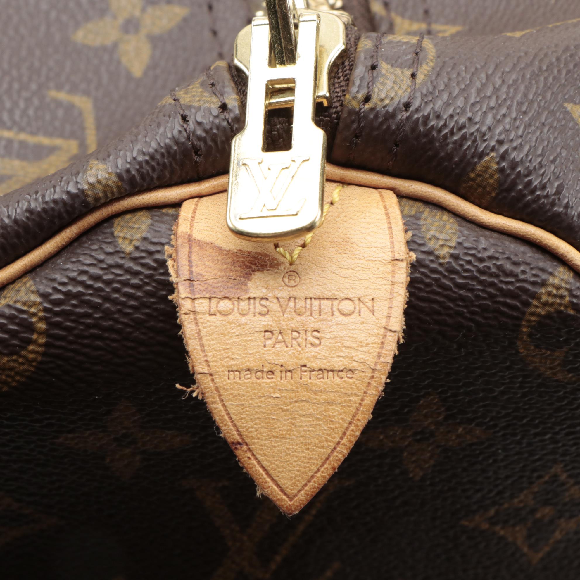 Louis Vuitton Keepall 50 Duffle Bag in Monogram Canvas