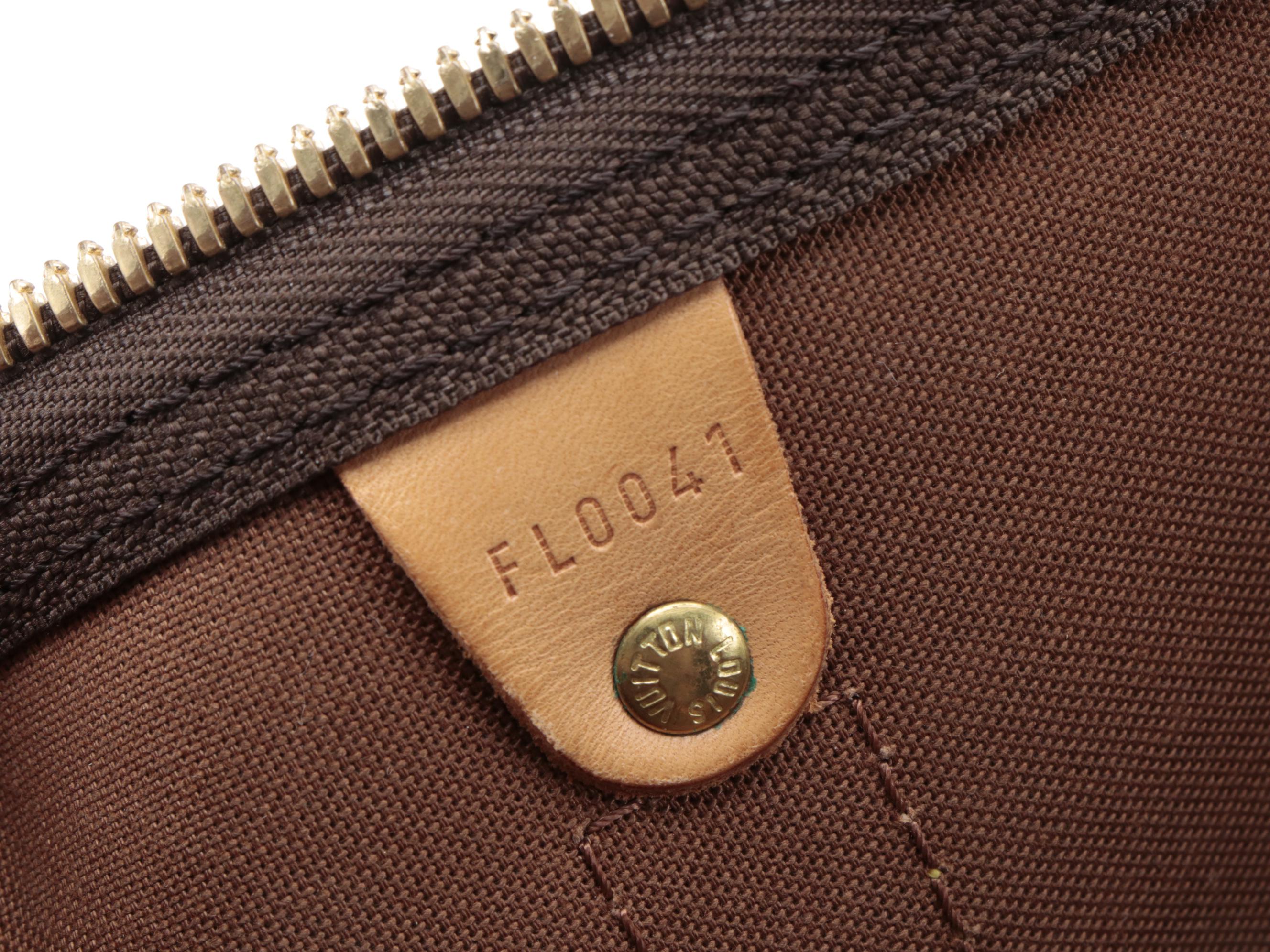 Louis Vuitton Keepall 50 Duffle Bag in Monogram Canvas