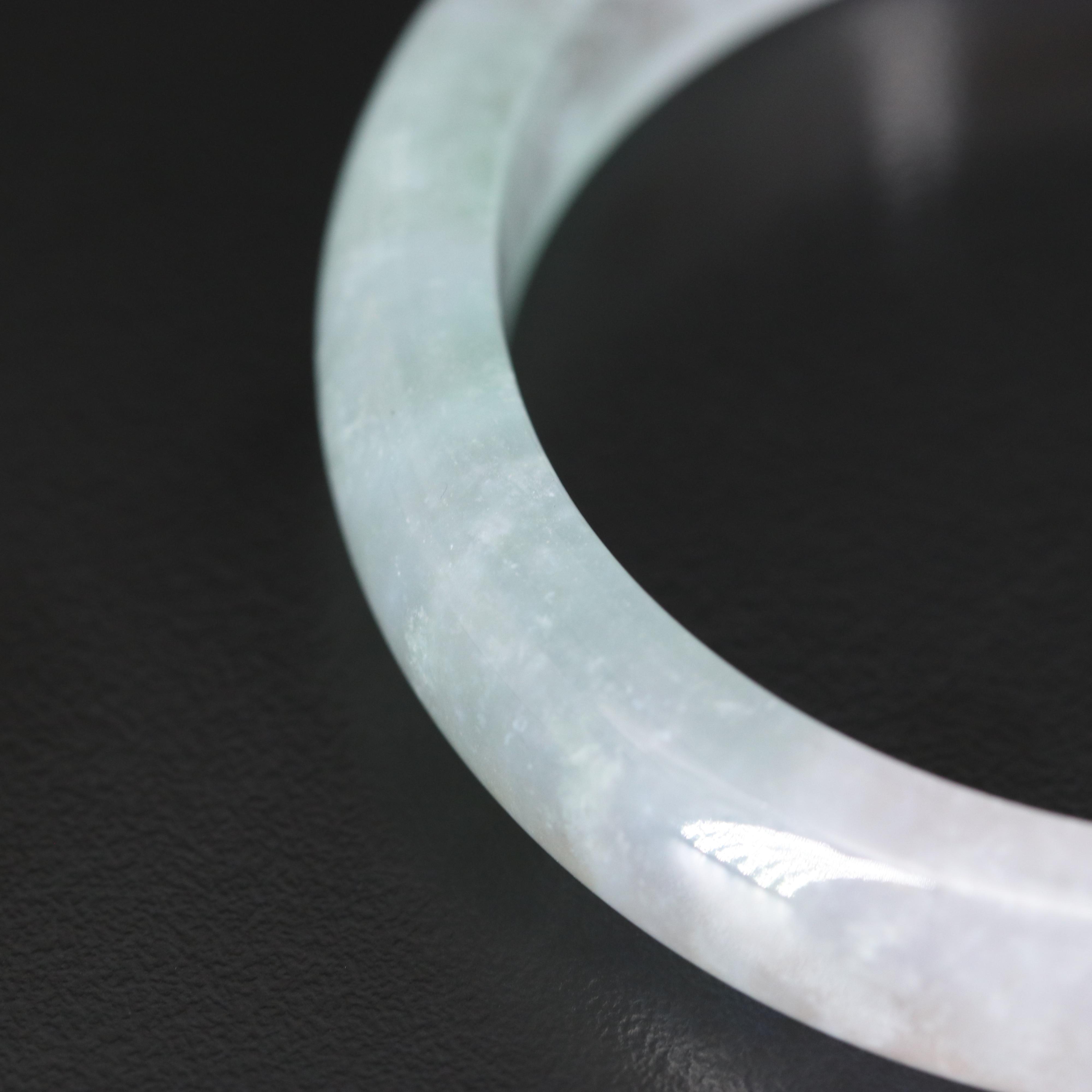 Jadeite Hololith Bangle