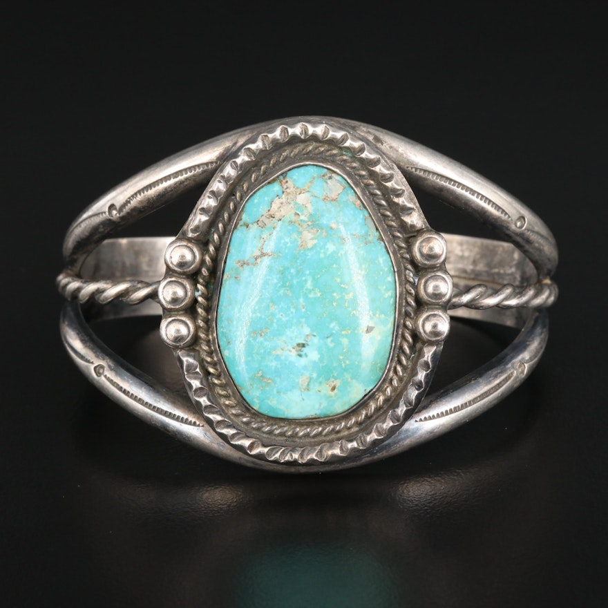 Western Style Sterling Silver Turquoise Cuff