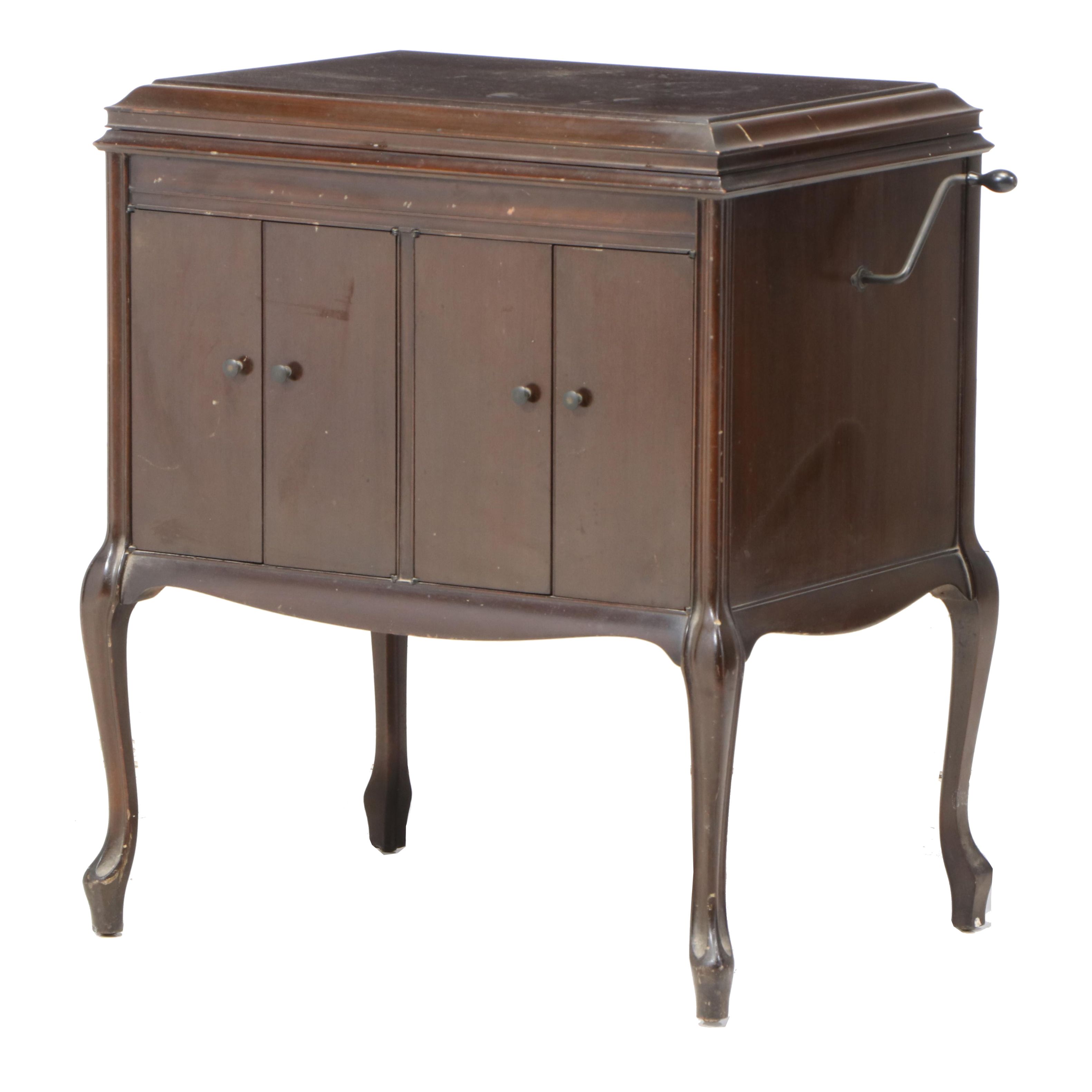 Wurlitzer Victrola Phonograph Mahogany Console, Early 20th Century