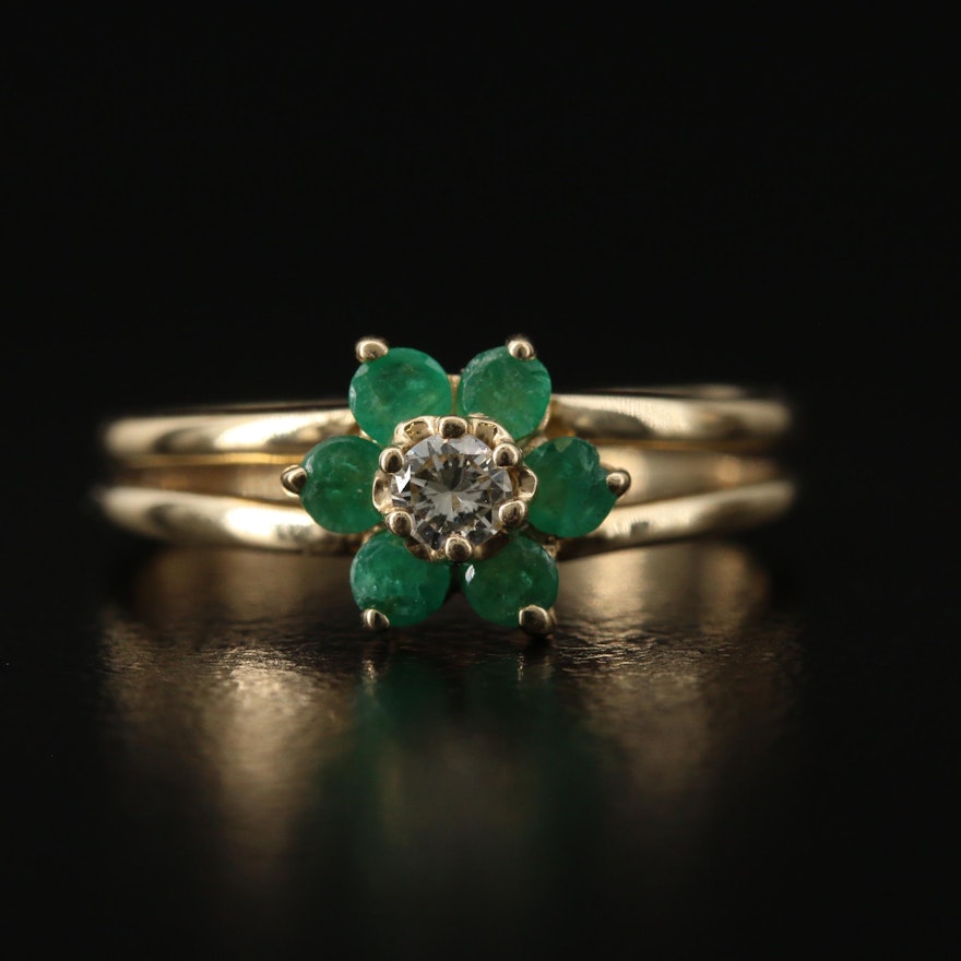 14K Diamond and Emerald Flower Ring
