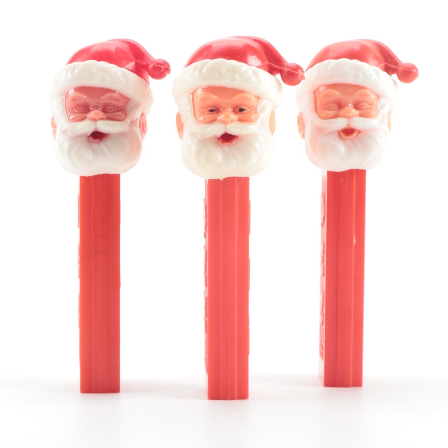 PEZ "Santa" Candy Dispensers with No Feet