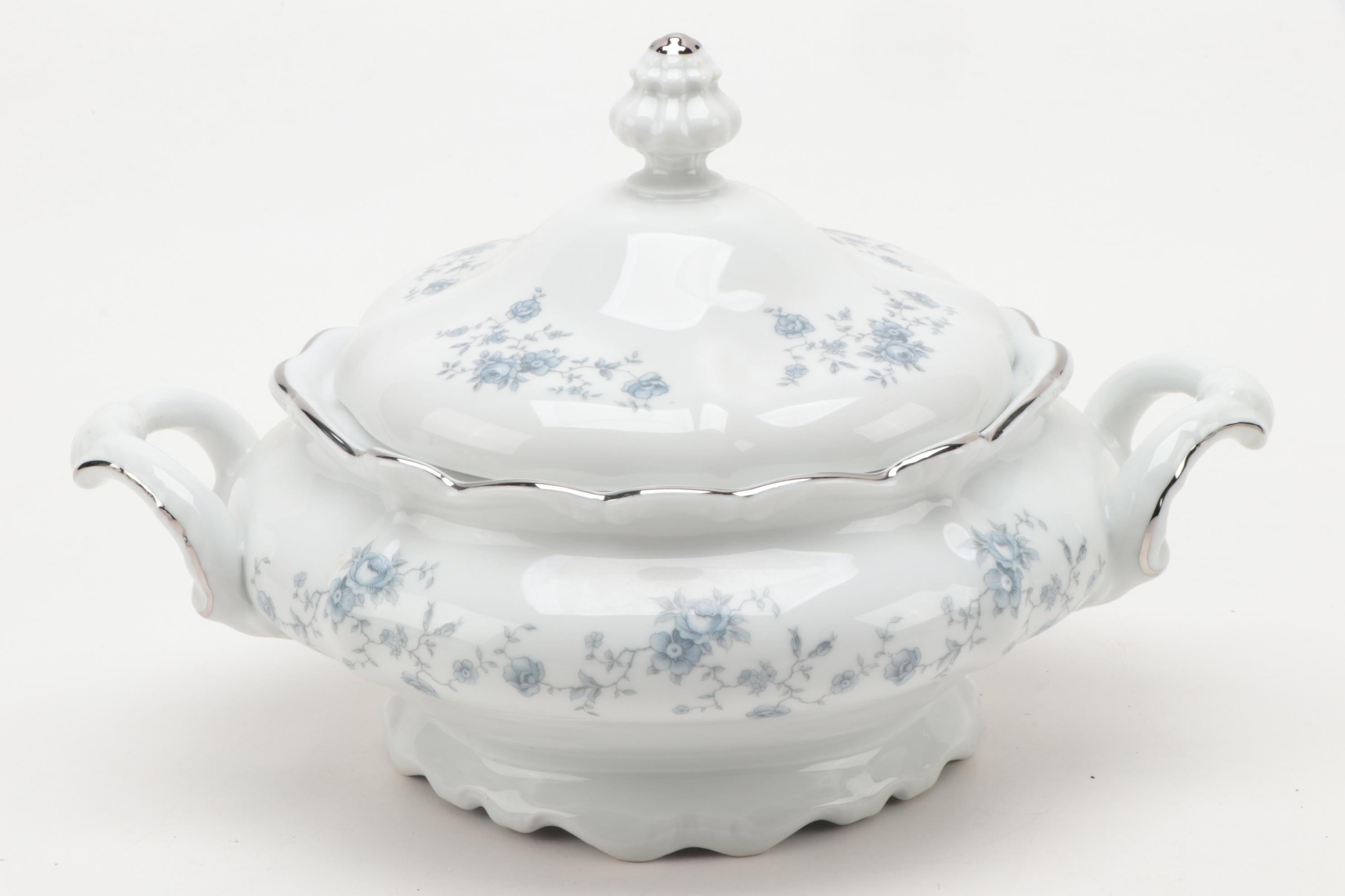 Johann Haviland "Blue Garland" Porcelain Tableware, 1953–1990