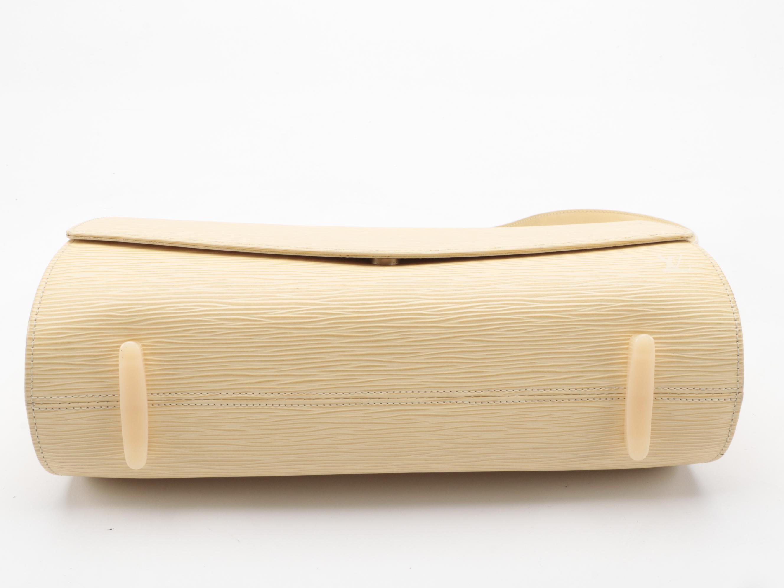 Louis Vuitton Nocturne GM Shoulder Bag in Vanilla Epi Leather