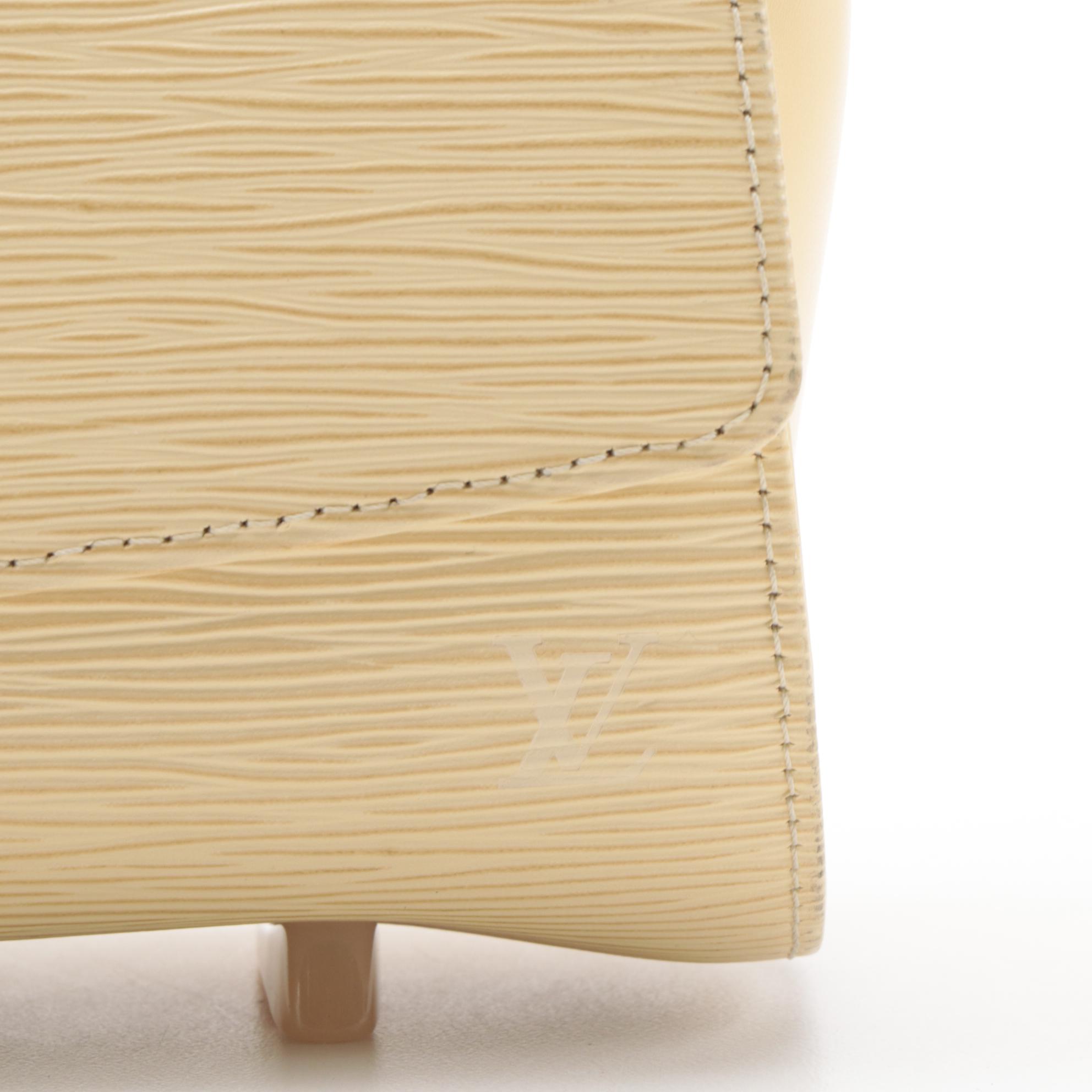 Louis Vuitton Nocturne GM Shoulder Bag in Vanilla Epi Leather