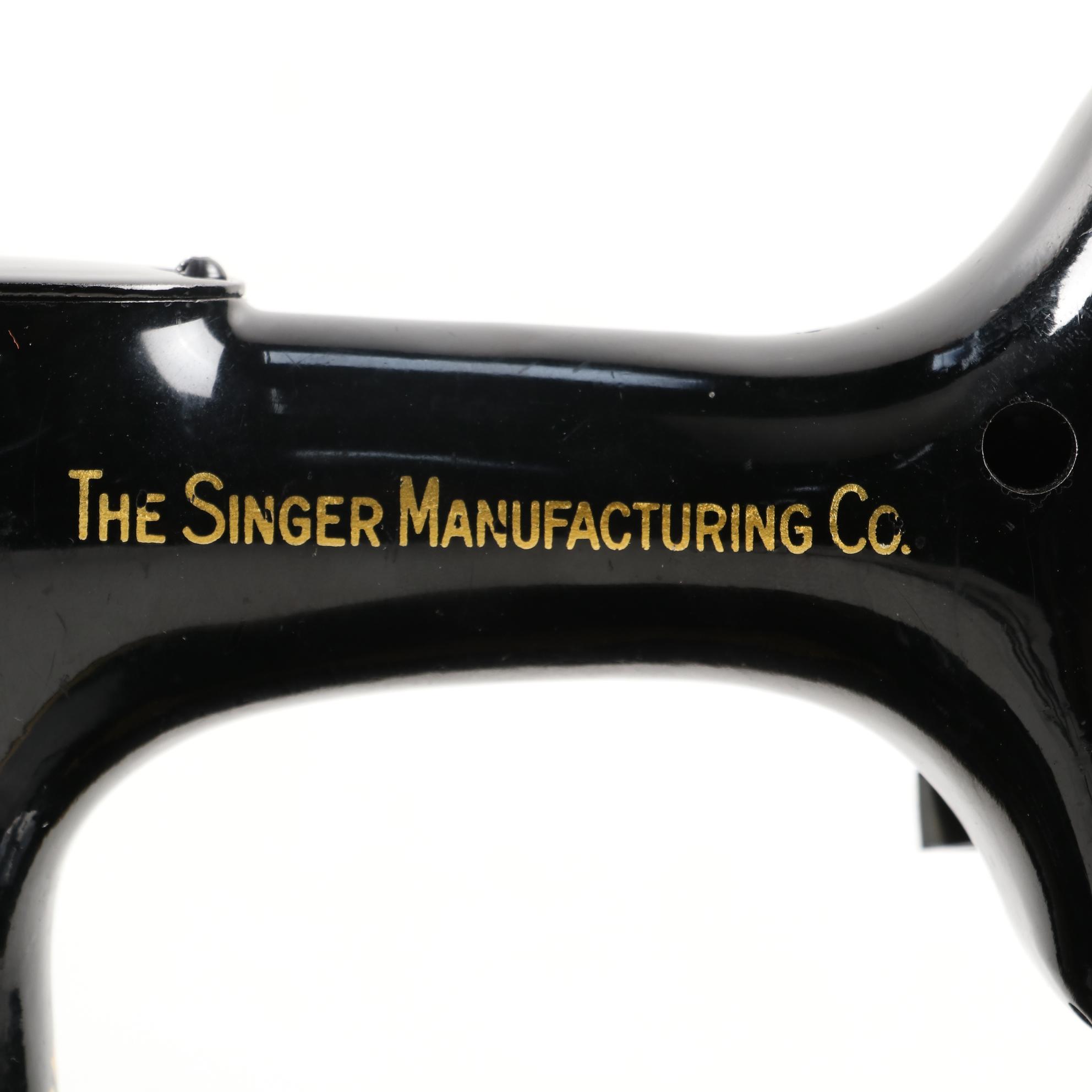 Singer 221-1 Featherweight Electric Sewing Machine, 1951