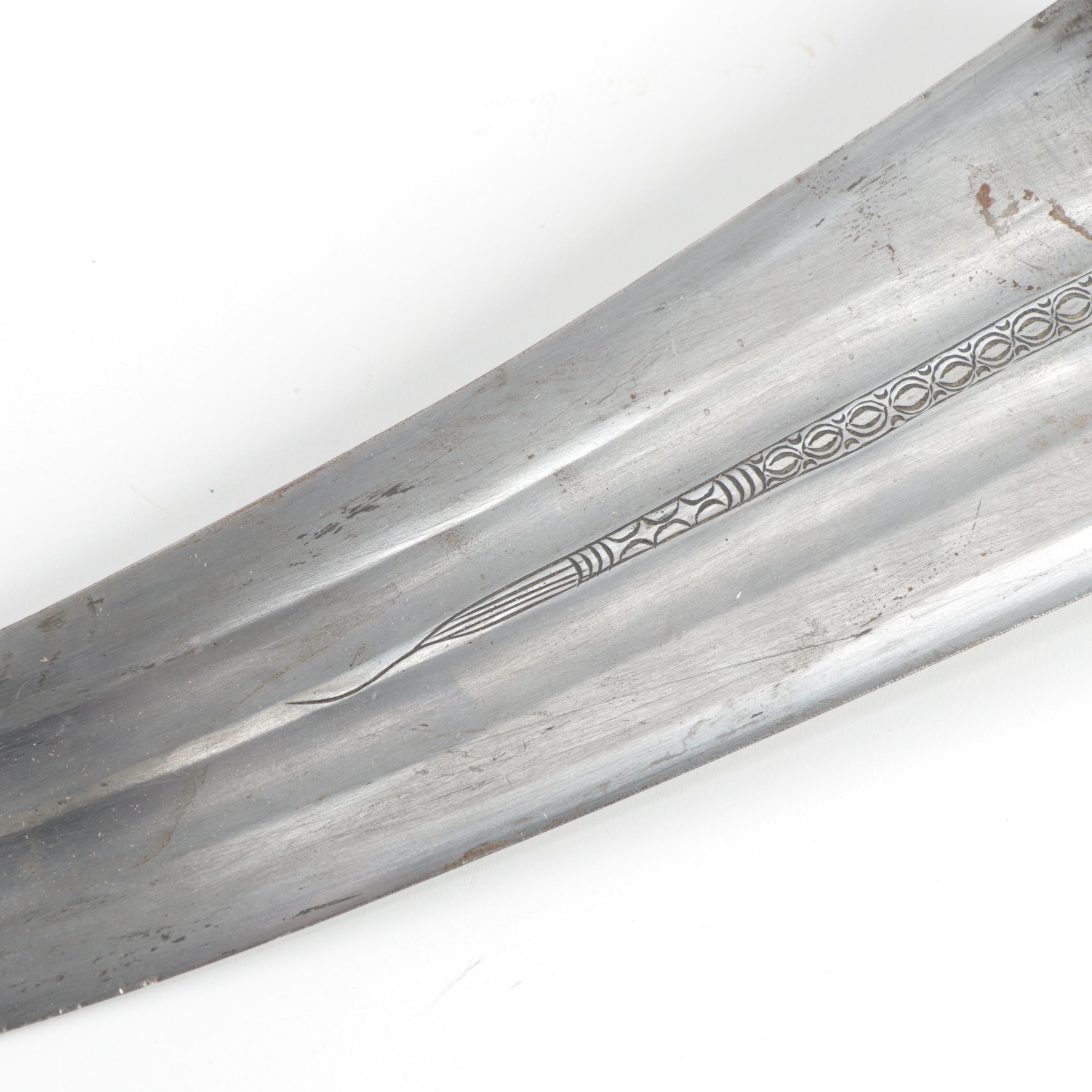 Jambiya Curved Dagger in Scabbard with Leather Belt, Mid-20th Century