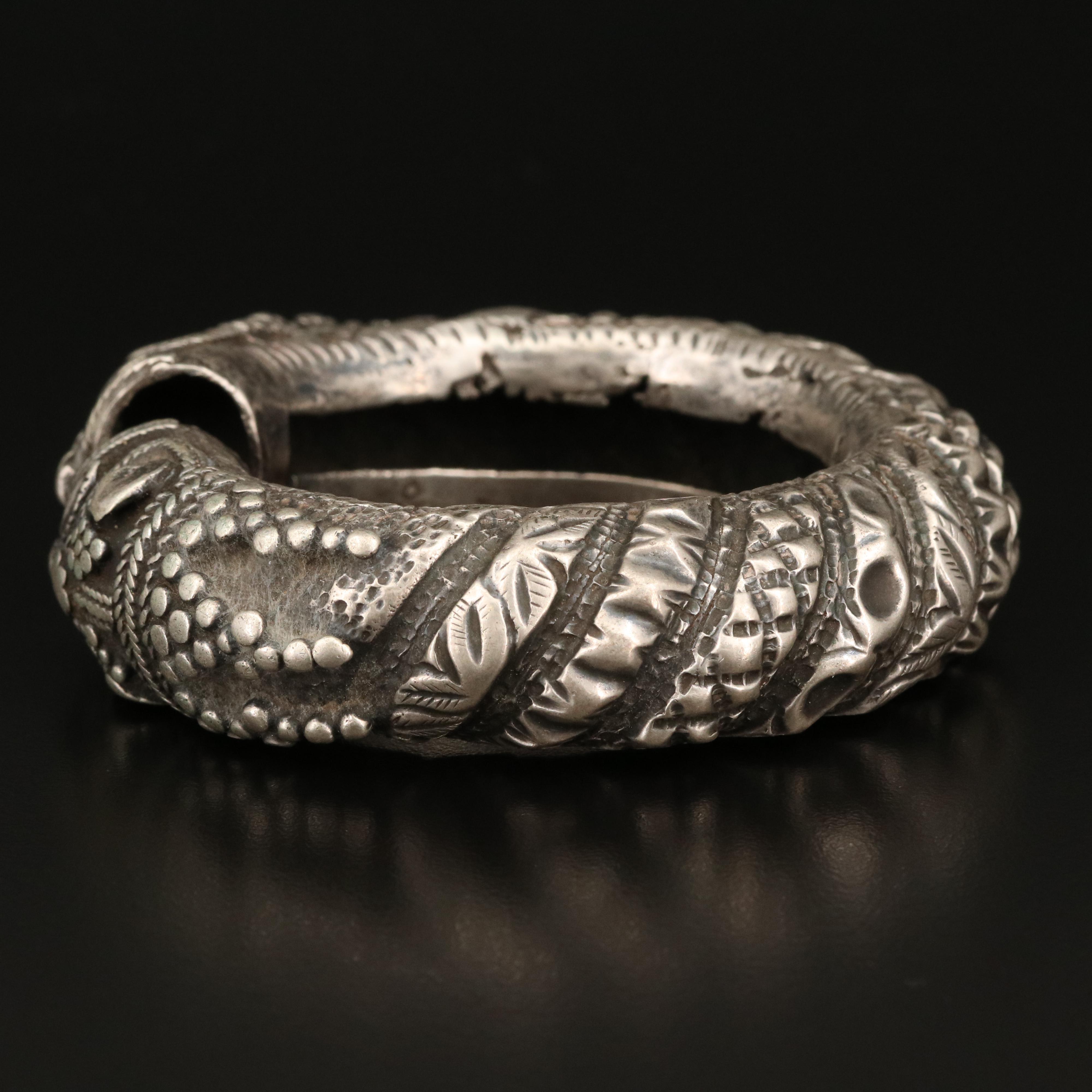 Indian Madhya Pradesh Sterling Makara Shiva Bangle