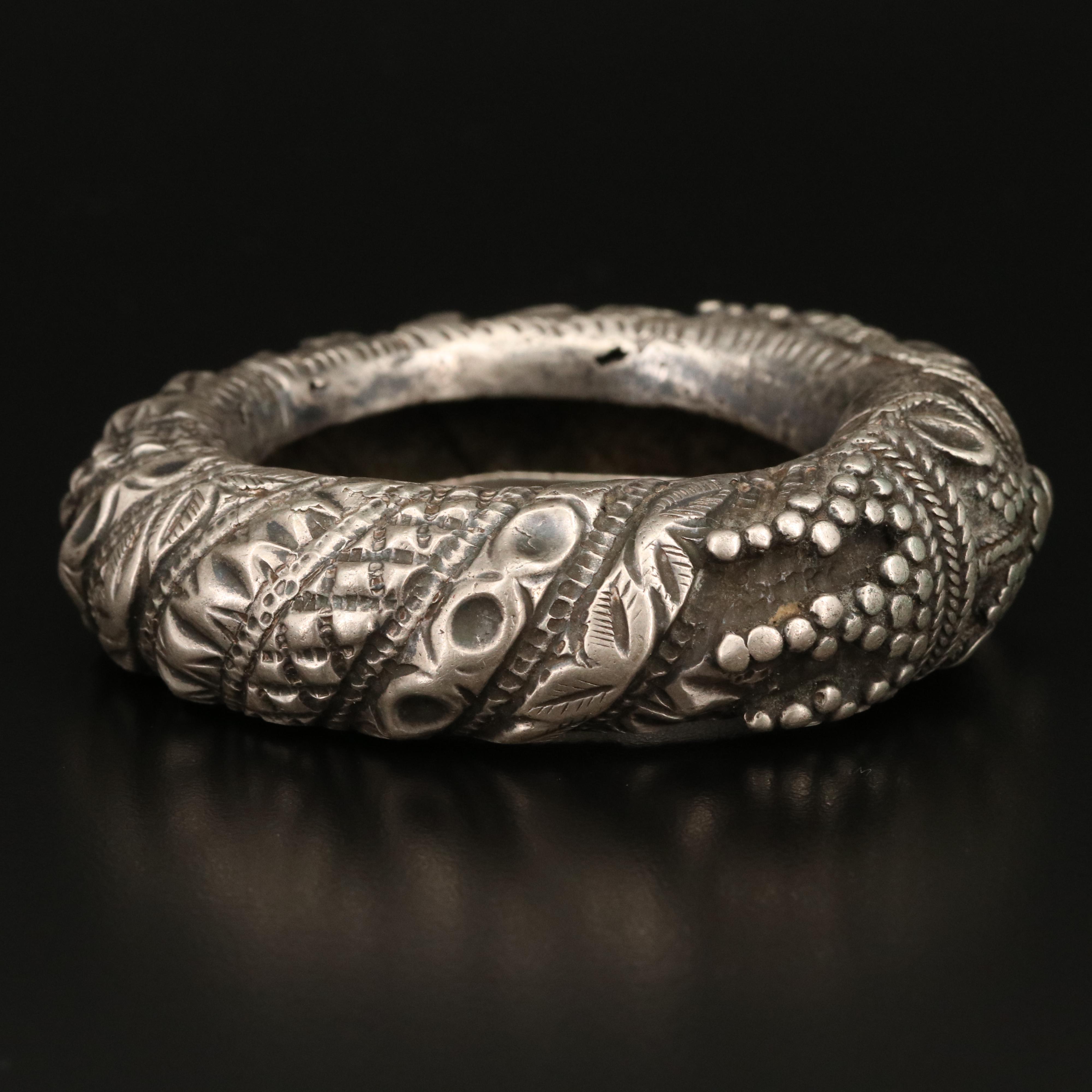 Indian Madhya Pradesh Sterling Makara Shiva Bangle