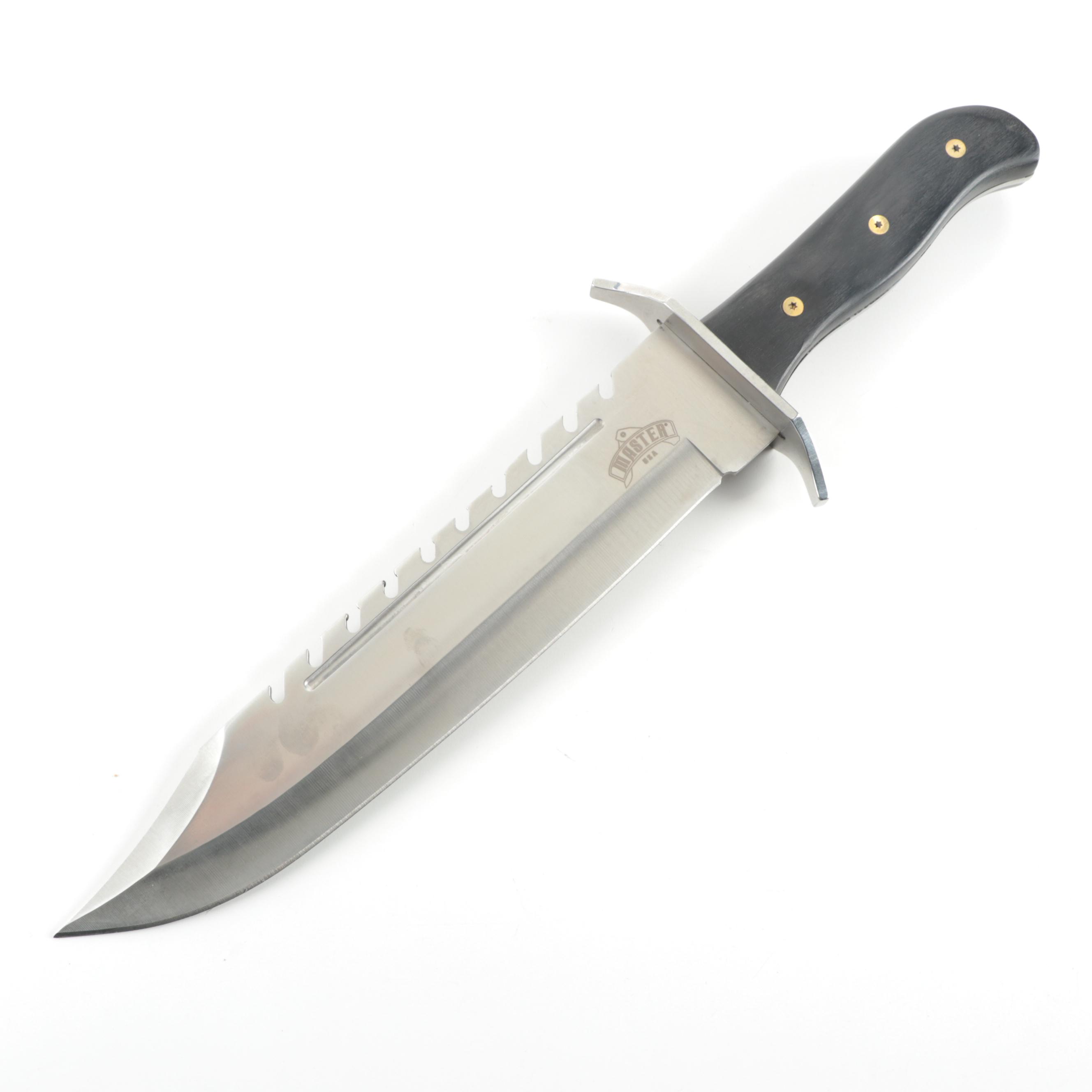 Master MU-1135 Tactical Fixed Blade Knife with Serrated Edge in Nylon Sheath