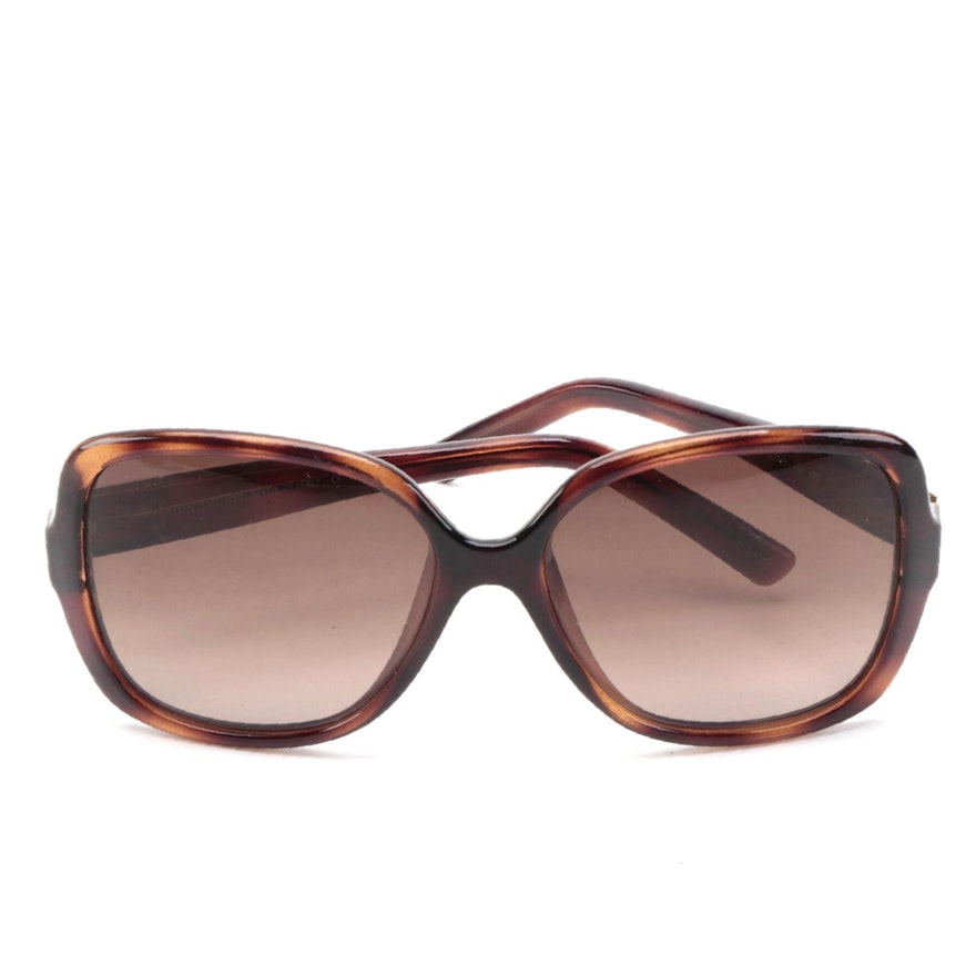 Fendi Logo FS5227 Sunglasses in Brown/Tortoise