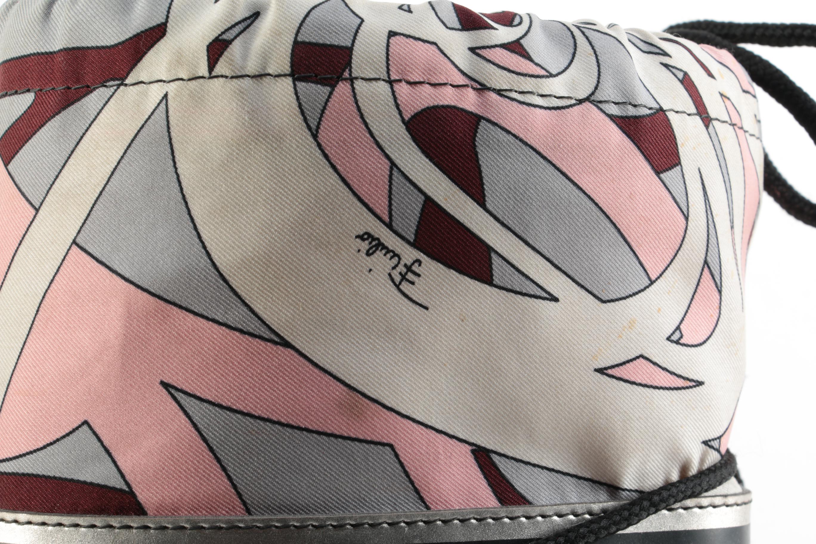 Emilio Pucci Abstract Print and Metallic Lace-Up Snow Boots