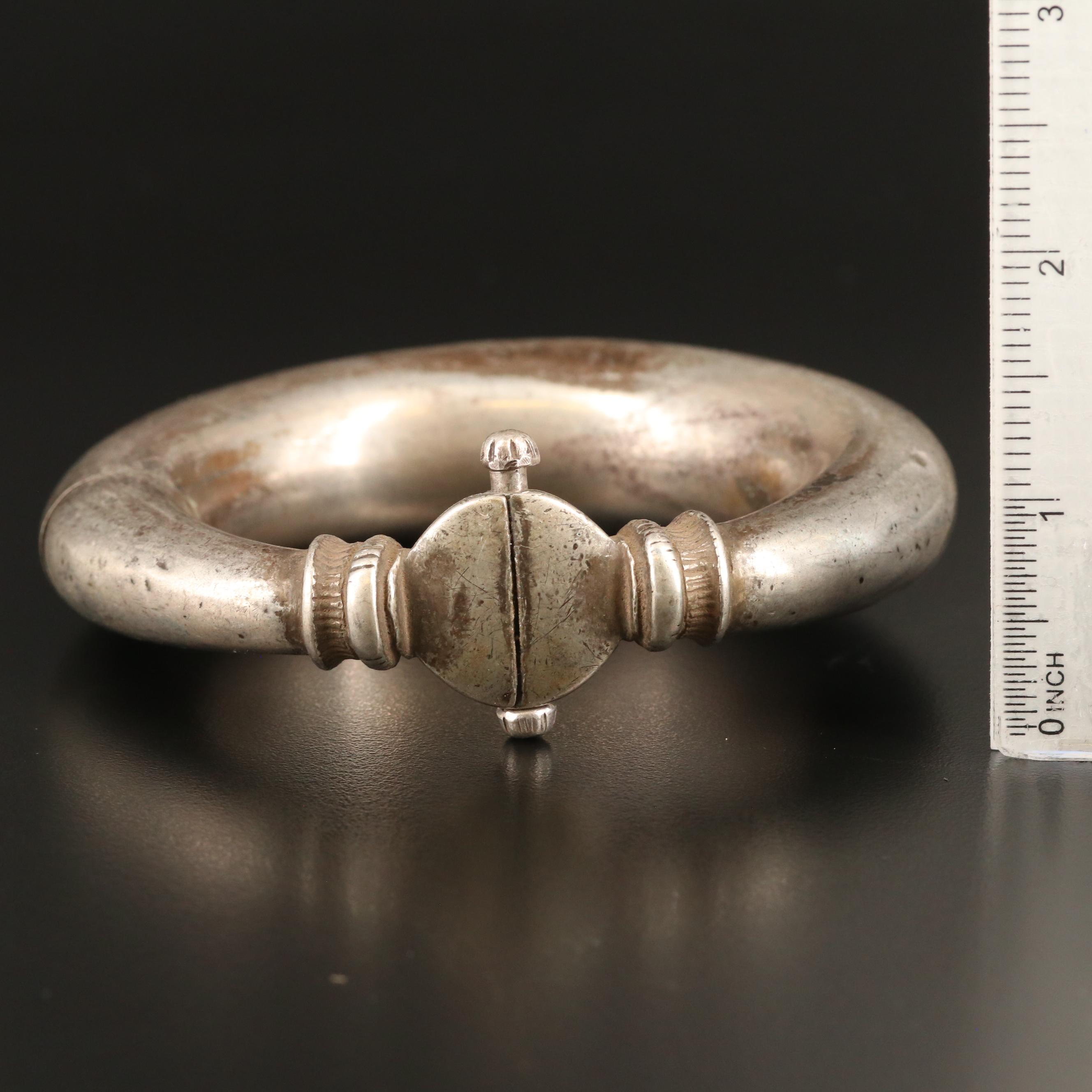 Asian Indian Gujarati Kadla 800 Silver Bracelets