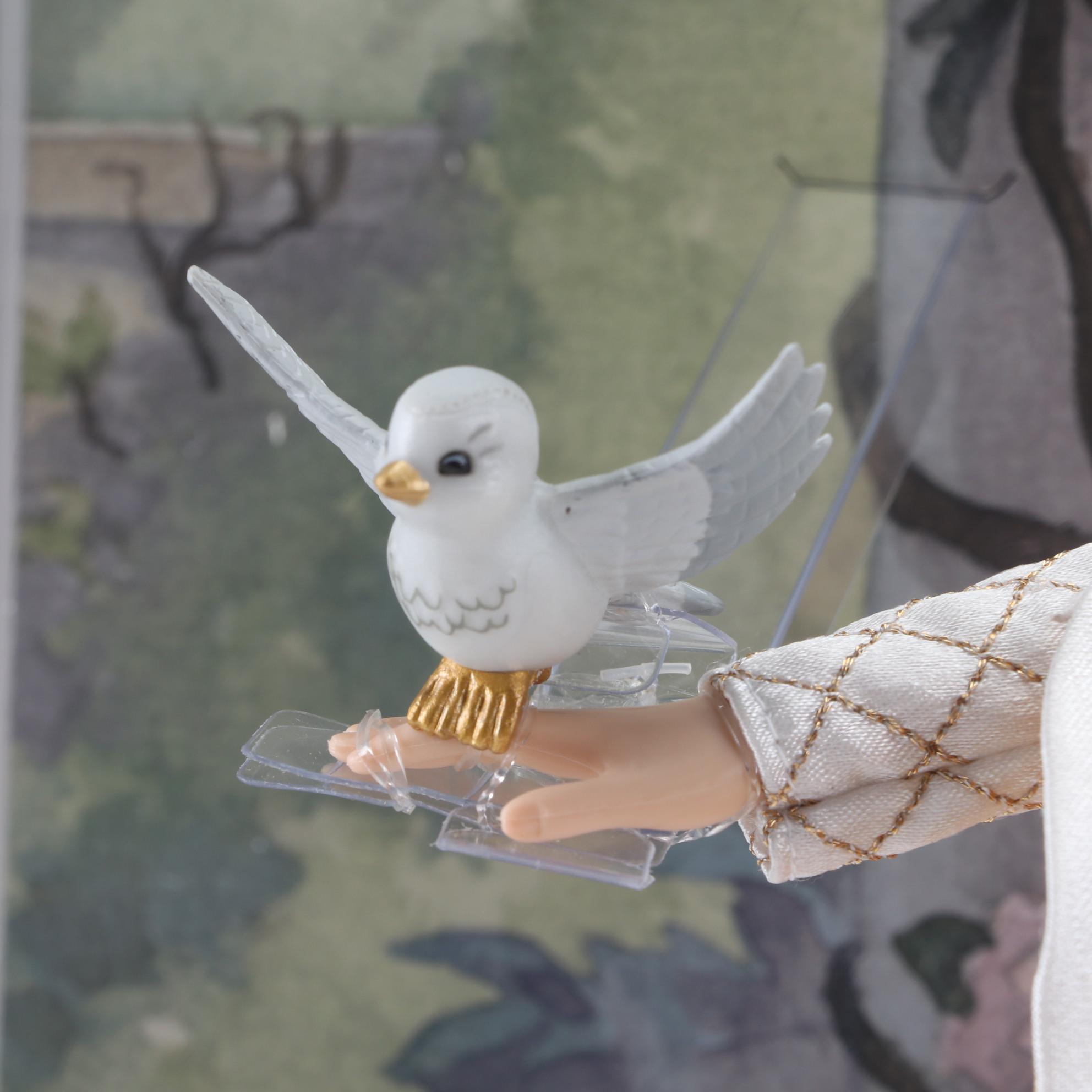 Saks Fifth Avenue Disney's "Snow White" Collection Doll Limited Edition, 2017