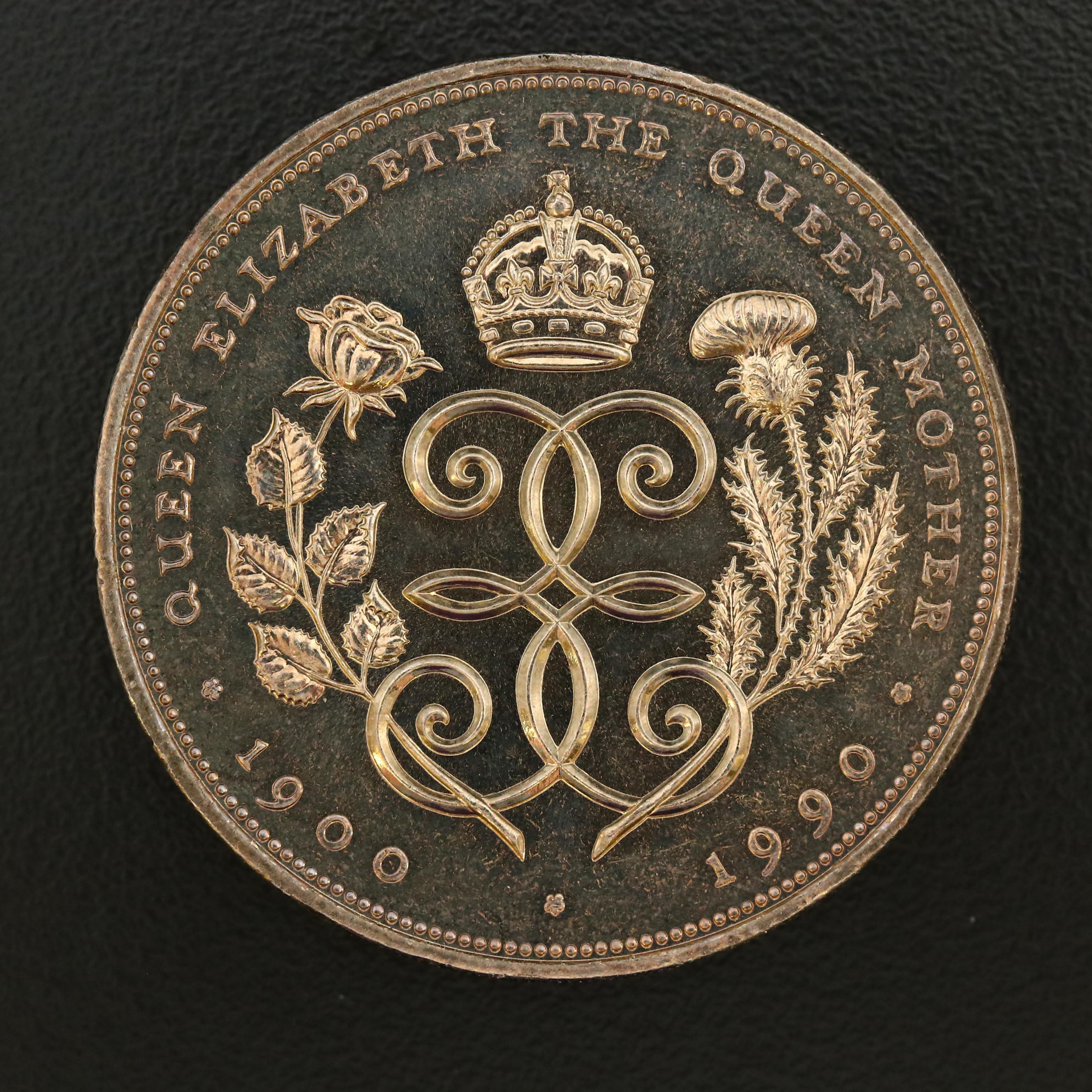 Queen Mother 5-Pound Commemorative Coin, 1990