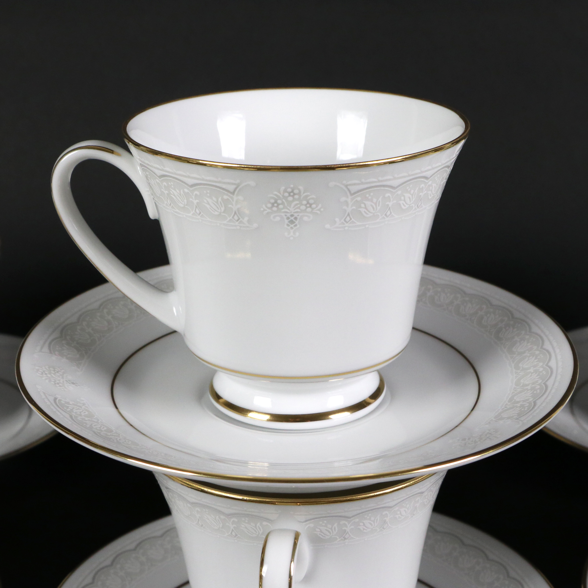 Noritake "Parisian Lace" China with Lenox "Monroe" Stemware, Late 20th Century