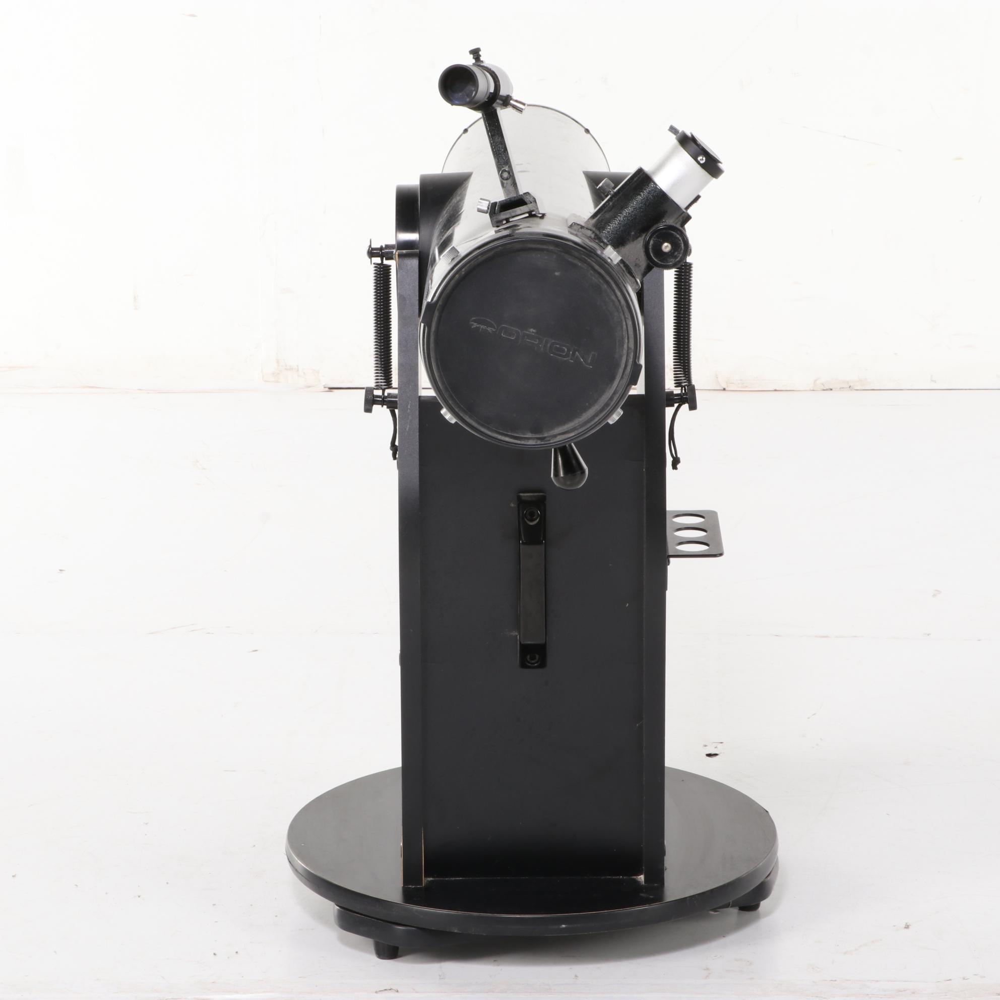 Orion SkyQuest XT6 Classic Dobsonian Reflector Telescope