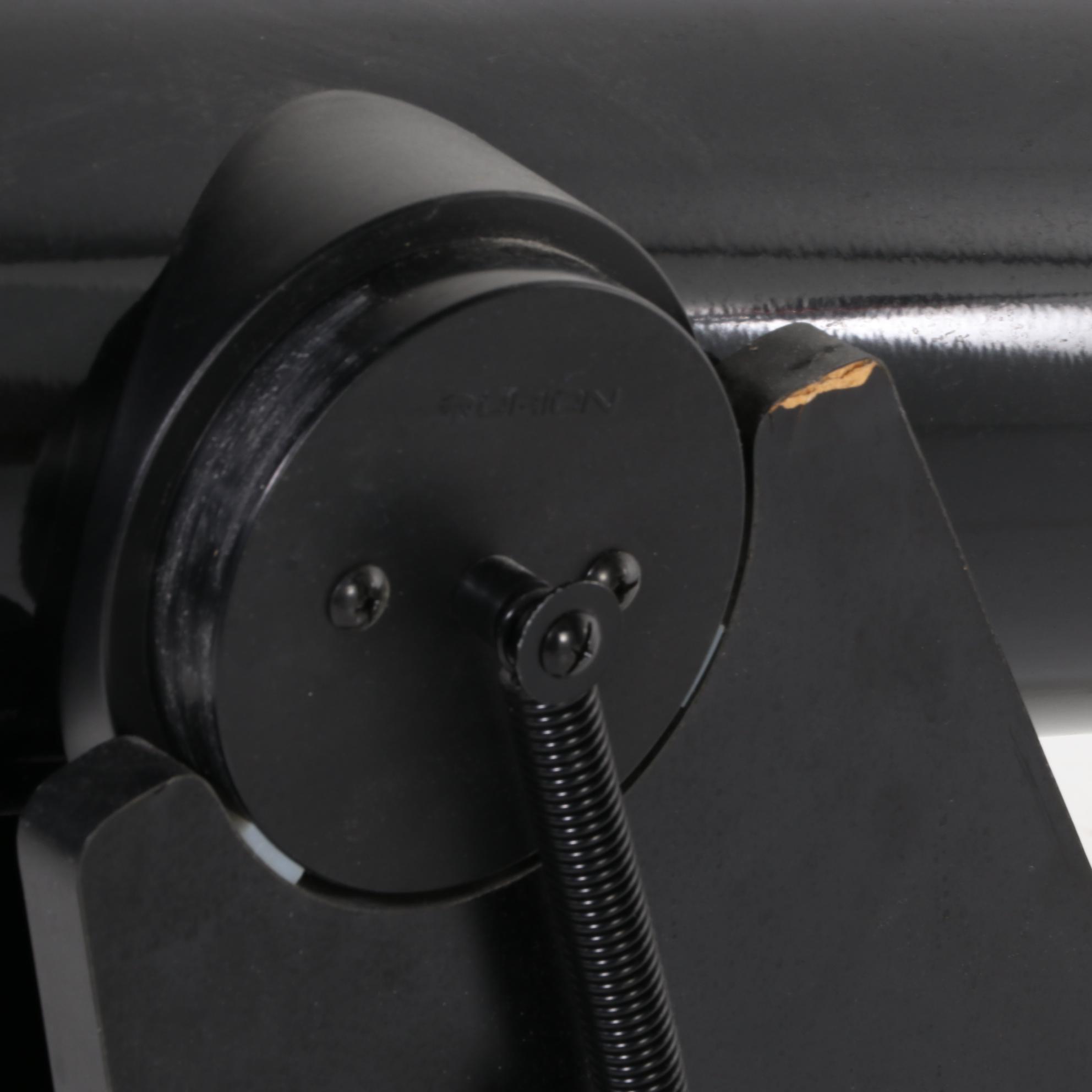 Orion SkyQuest XT6 Classic Dobsonian Reflector Telescope