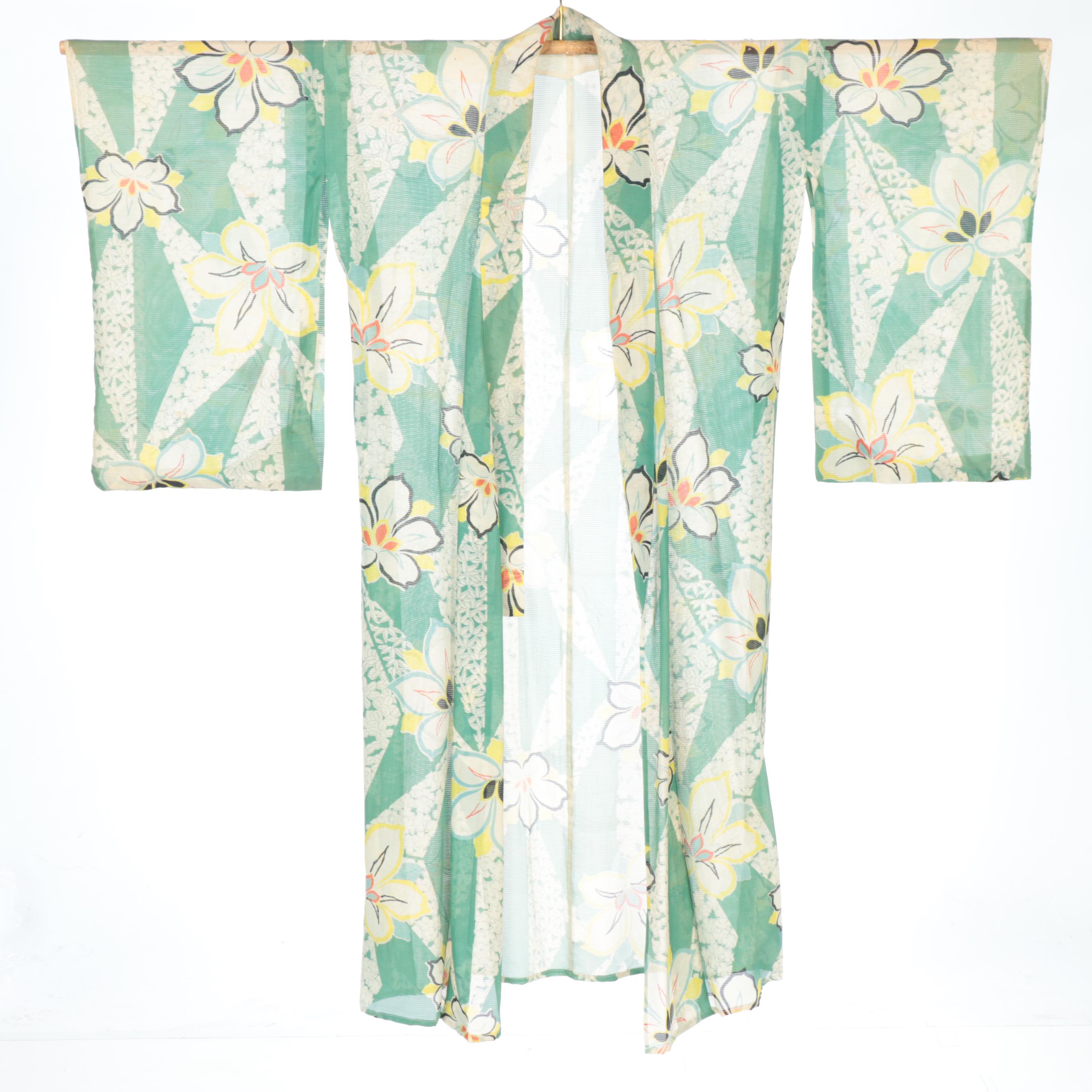 Ro Woven Green Floral Silk Natsu Kimono, Shōwa Period