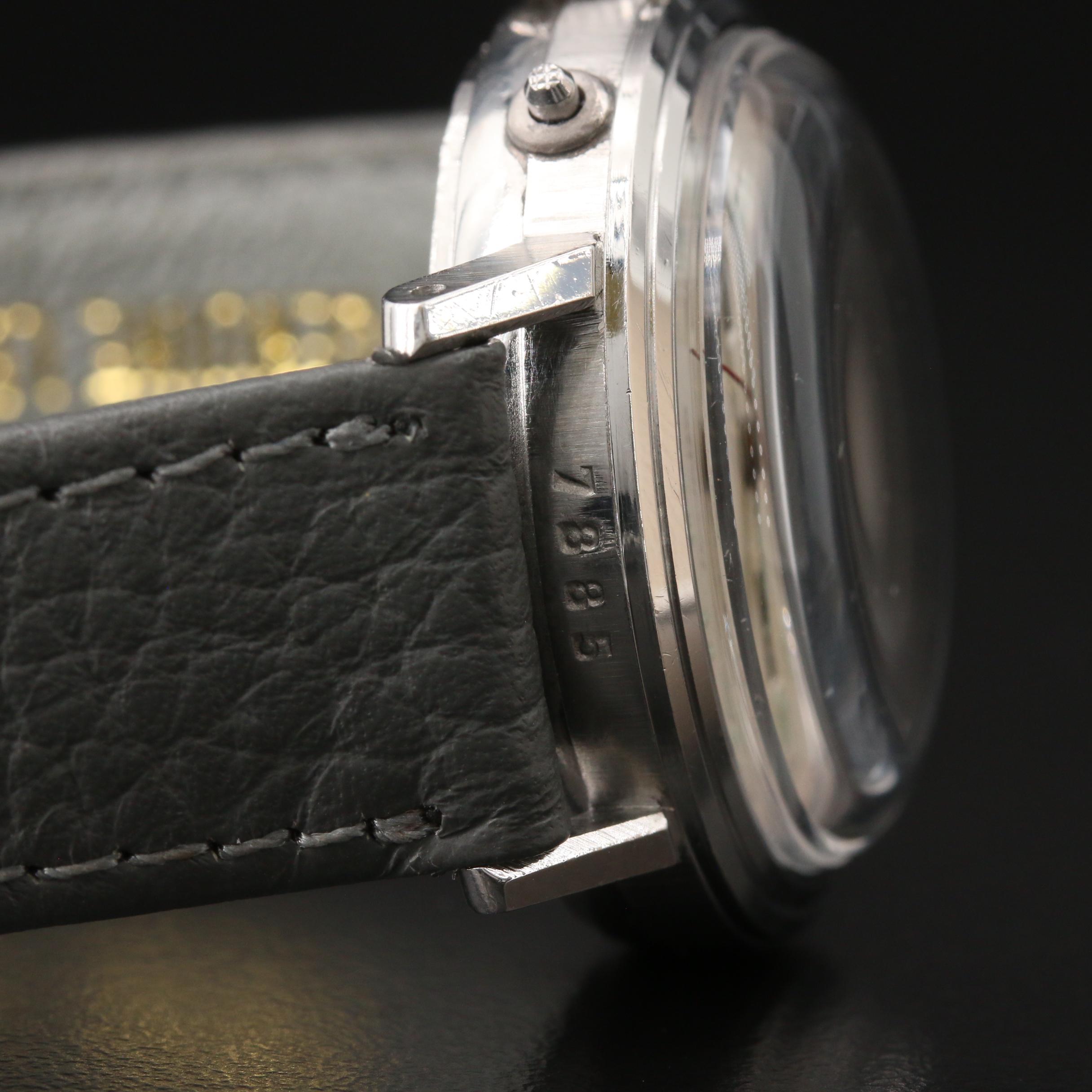 Vintage Movado Calendograf Stainless Steel Stem Wind Watch