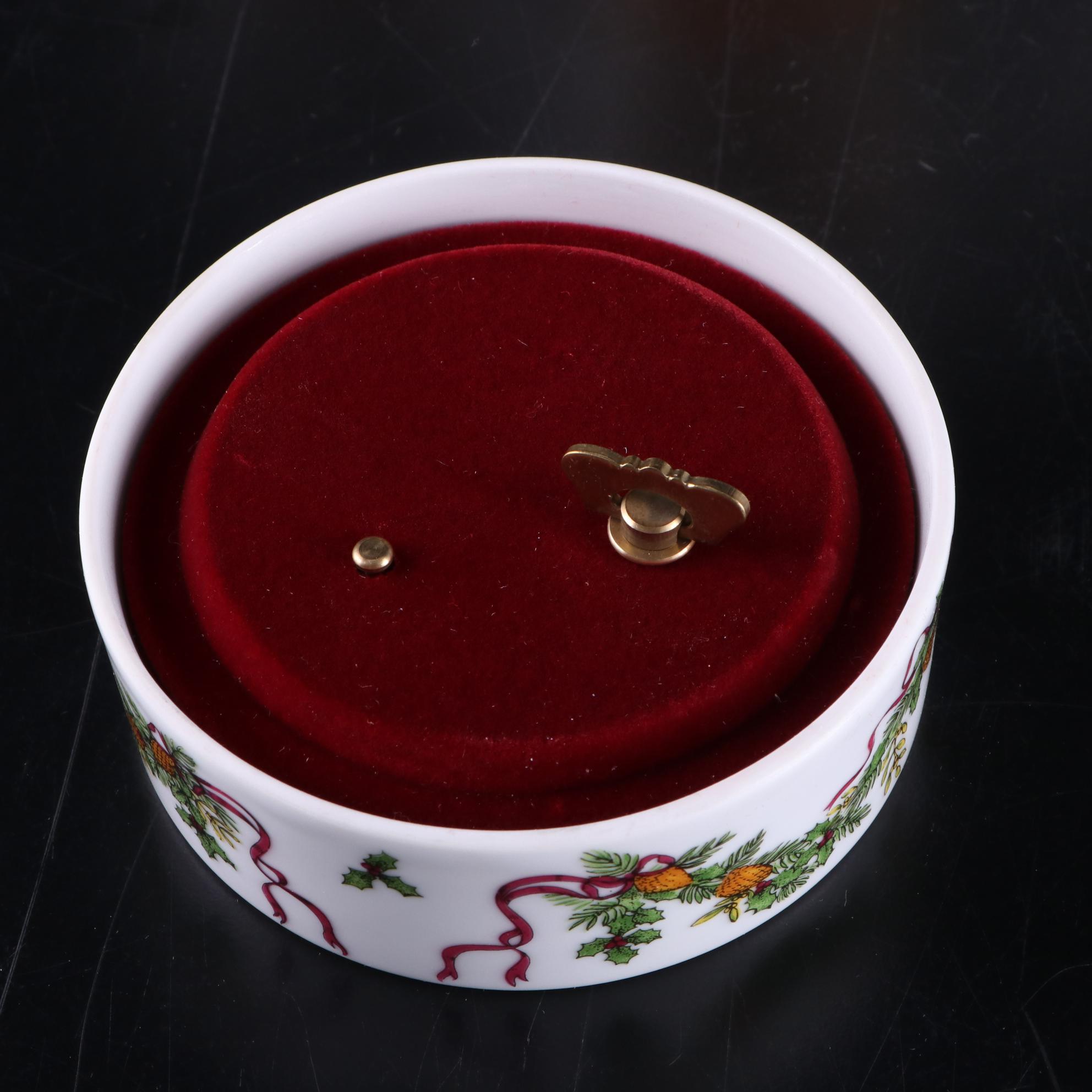 Coca-Cola "Happy Holiday" Glassware Set and Porcelain Music Box